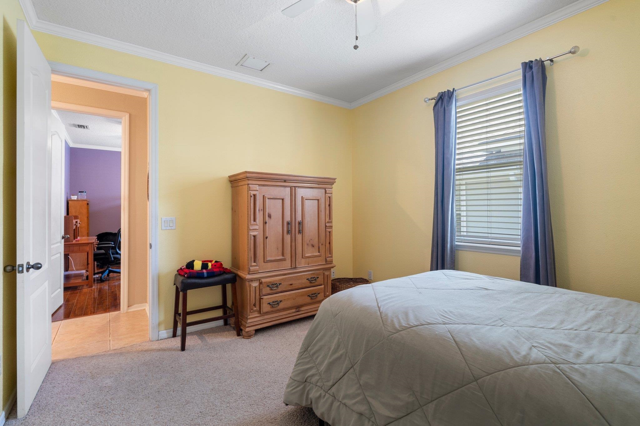 1012 Saltwater Cir