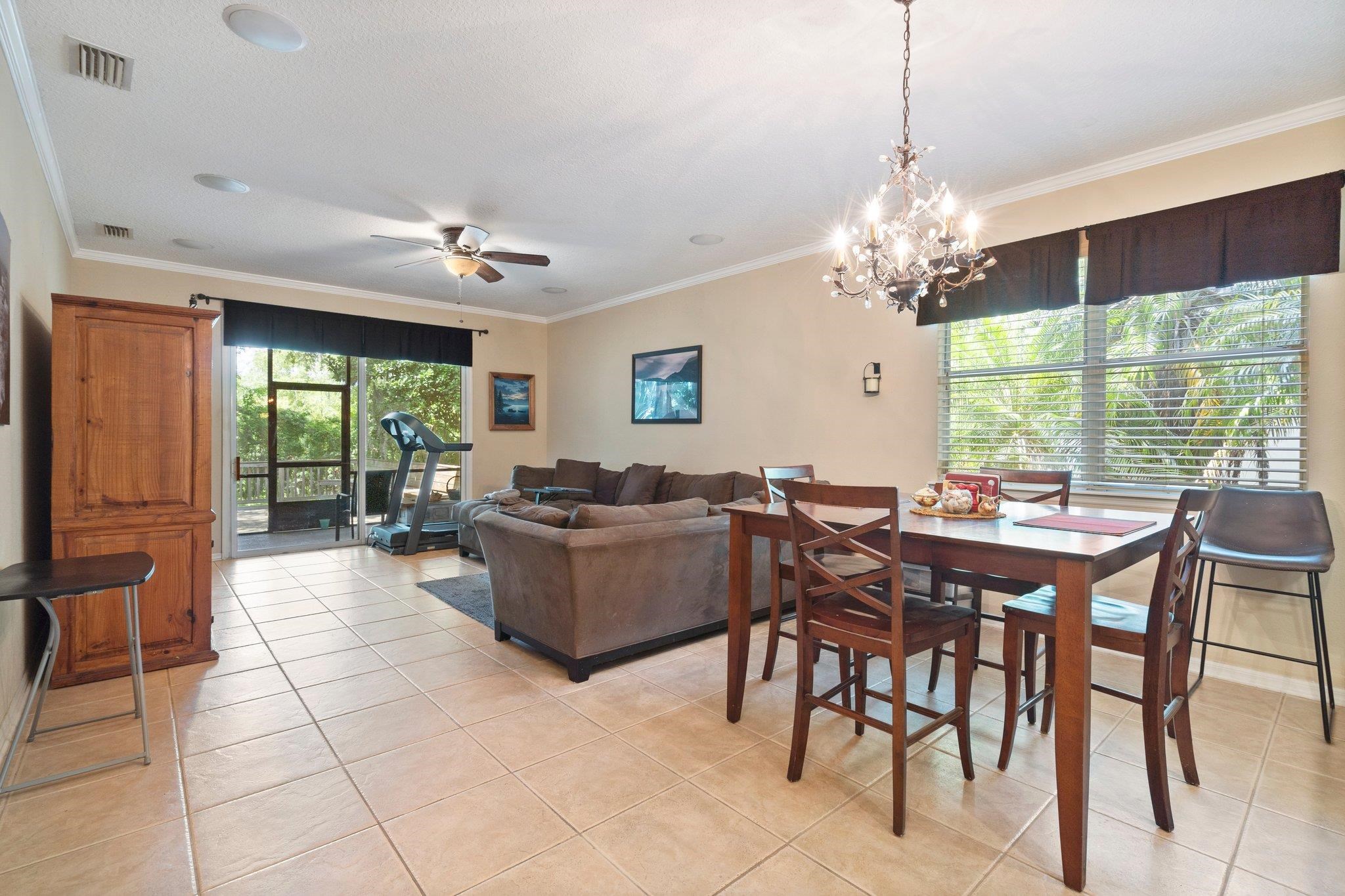1012 Saltwater Cir