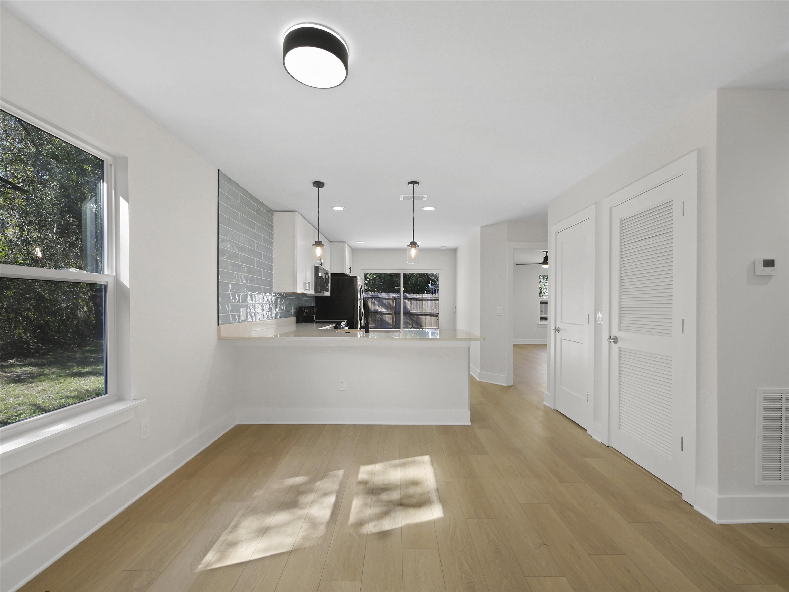 16 Sidney St