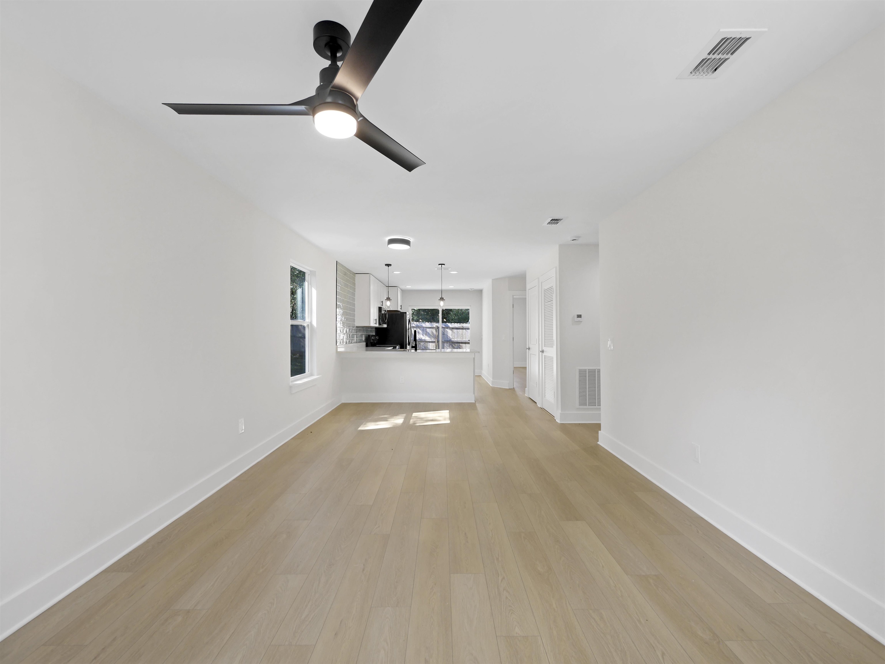 16 Sidney St