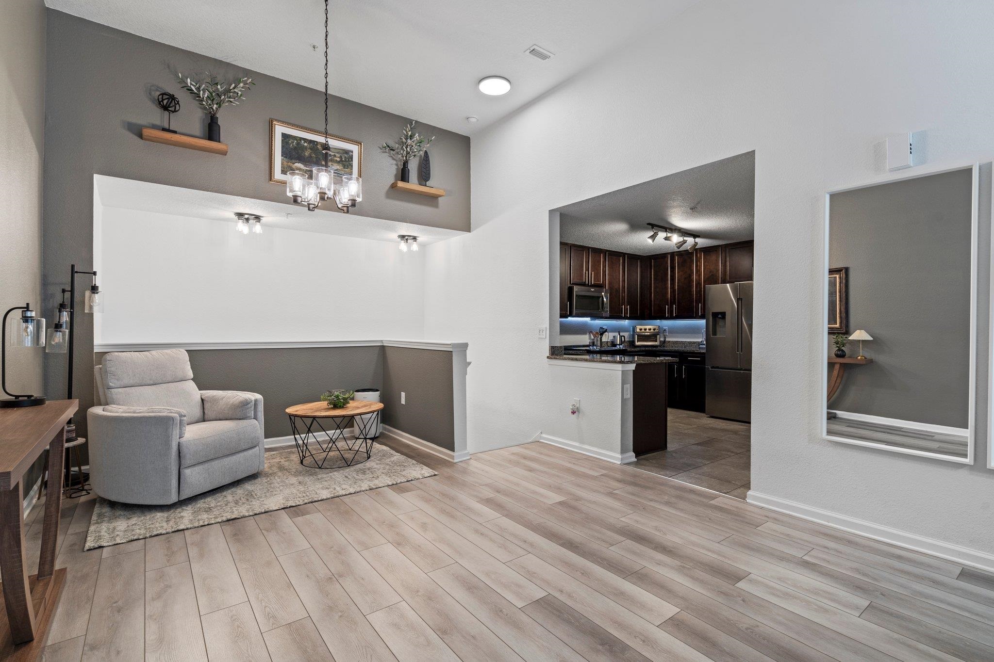 2121 Golden Lake Loop