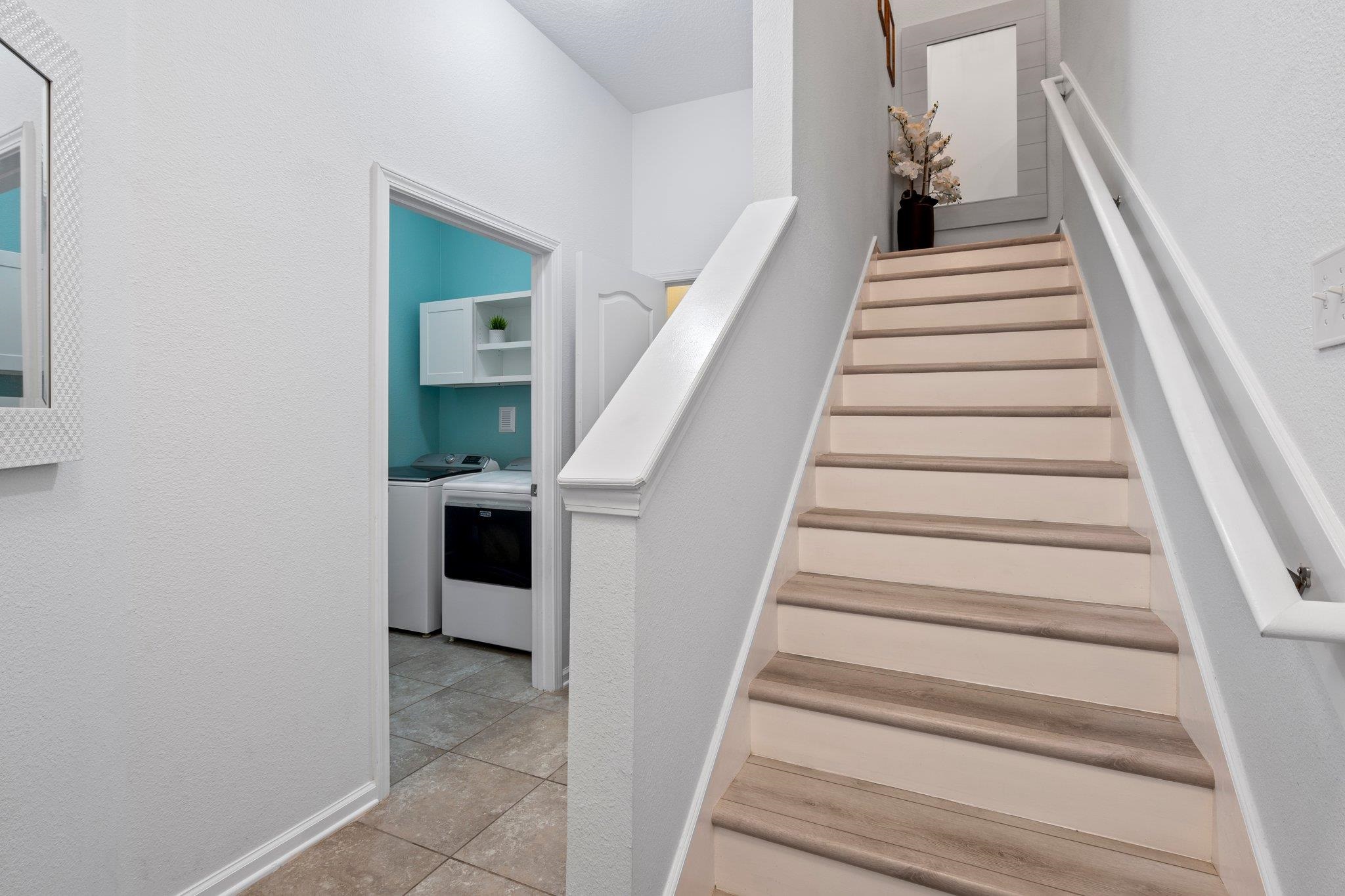 2121 Golden Lake Loop