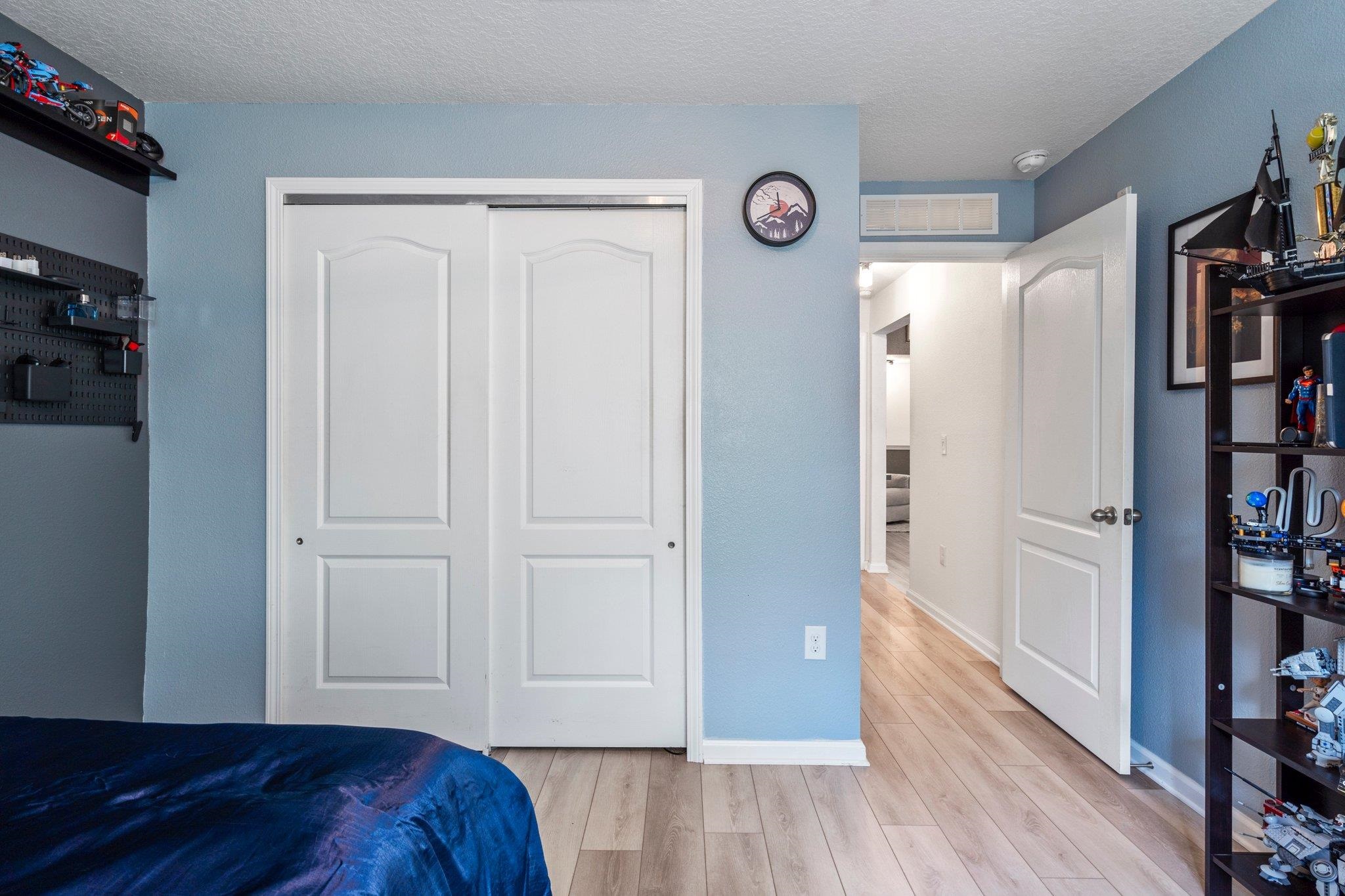 2121 Golden Lake Loop