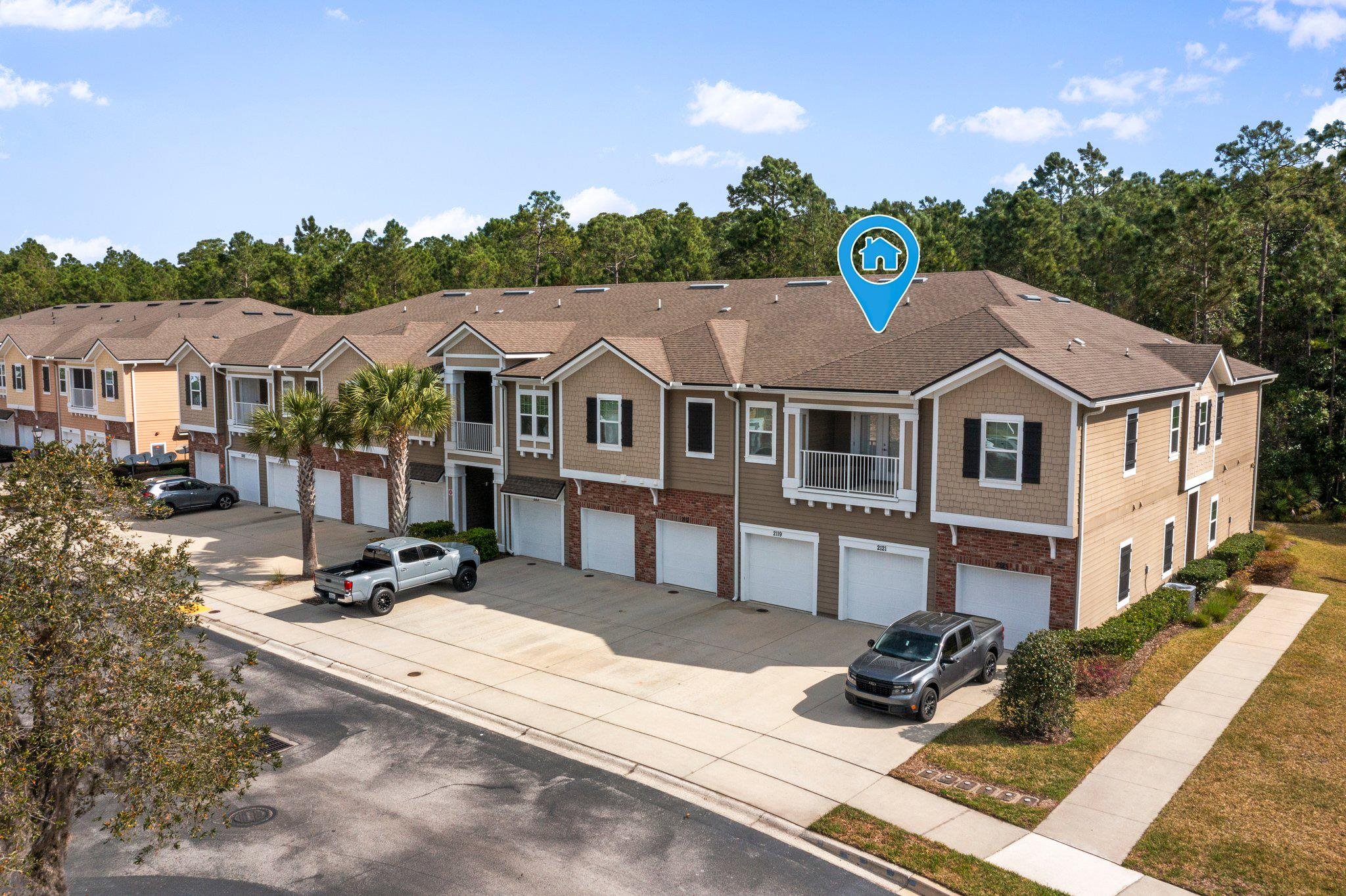 2121 Golden Lake Loop