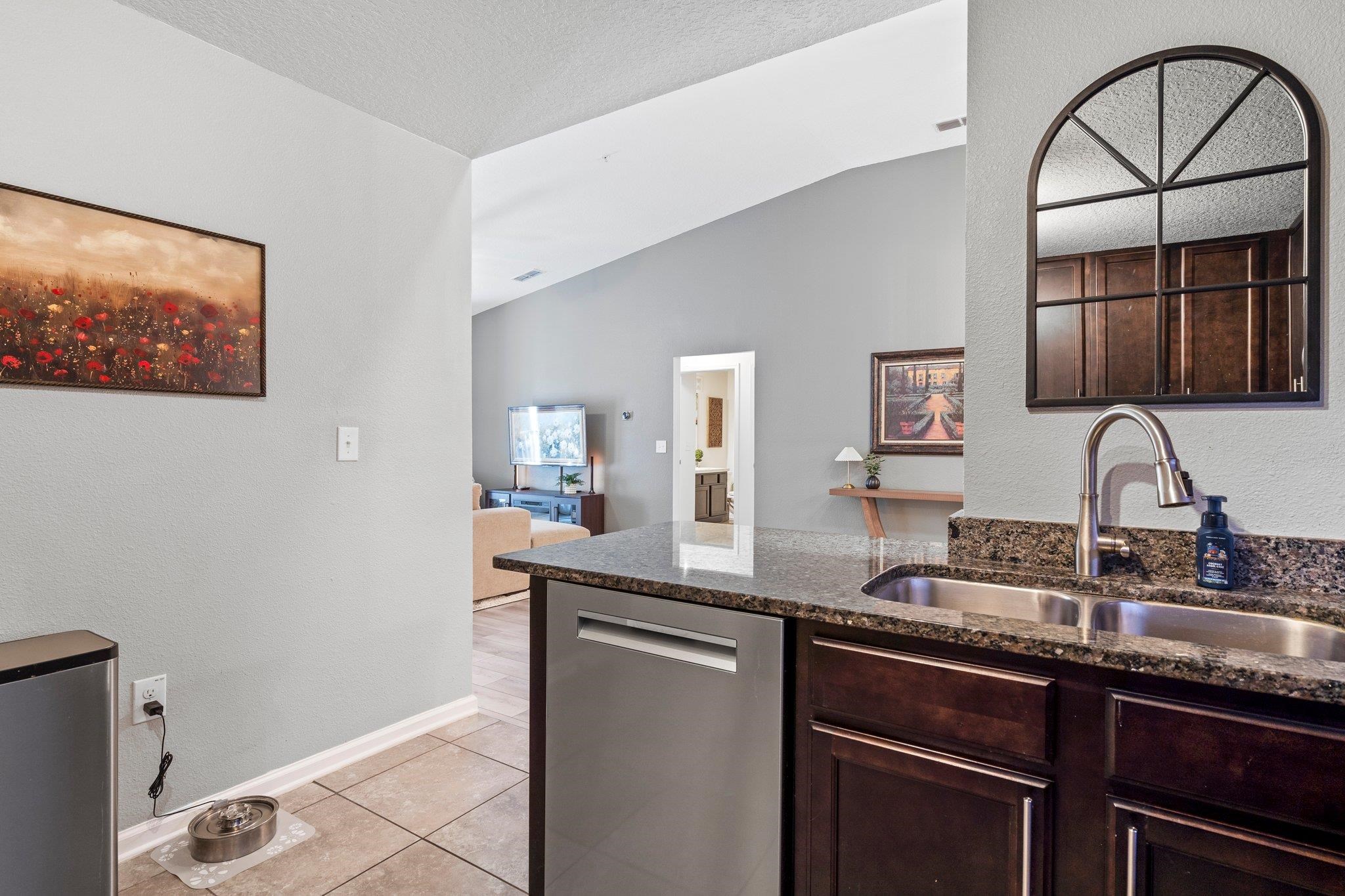 2121 Golden Lake Loop