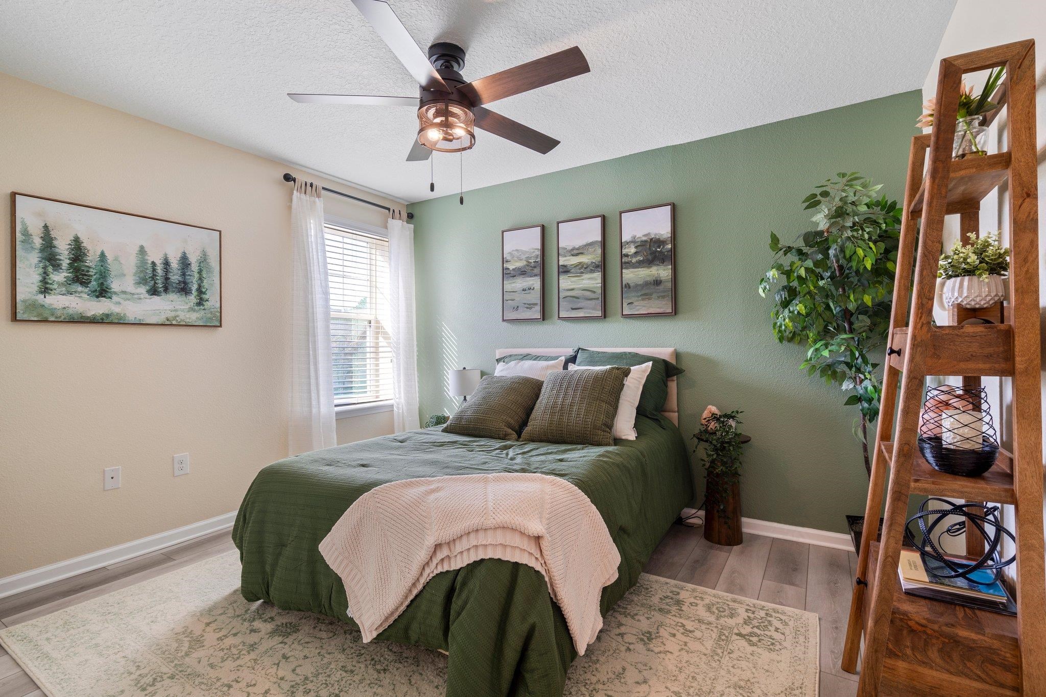 2121 Golden Lake Loop