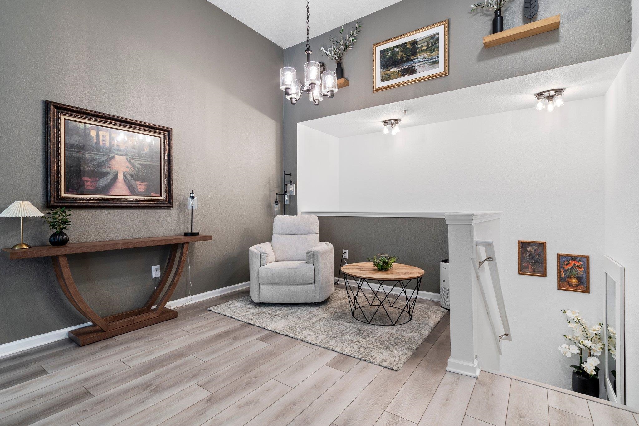 2121 Golden Lake Loop