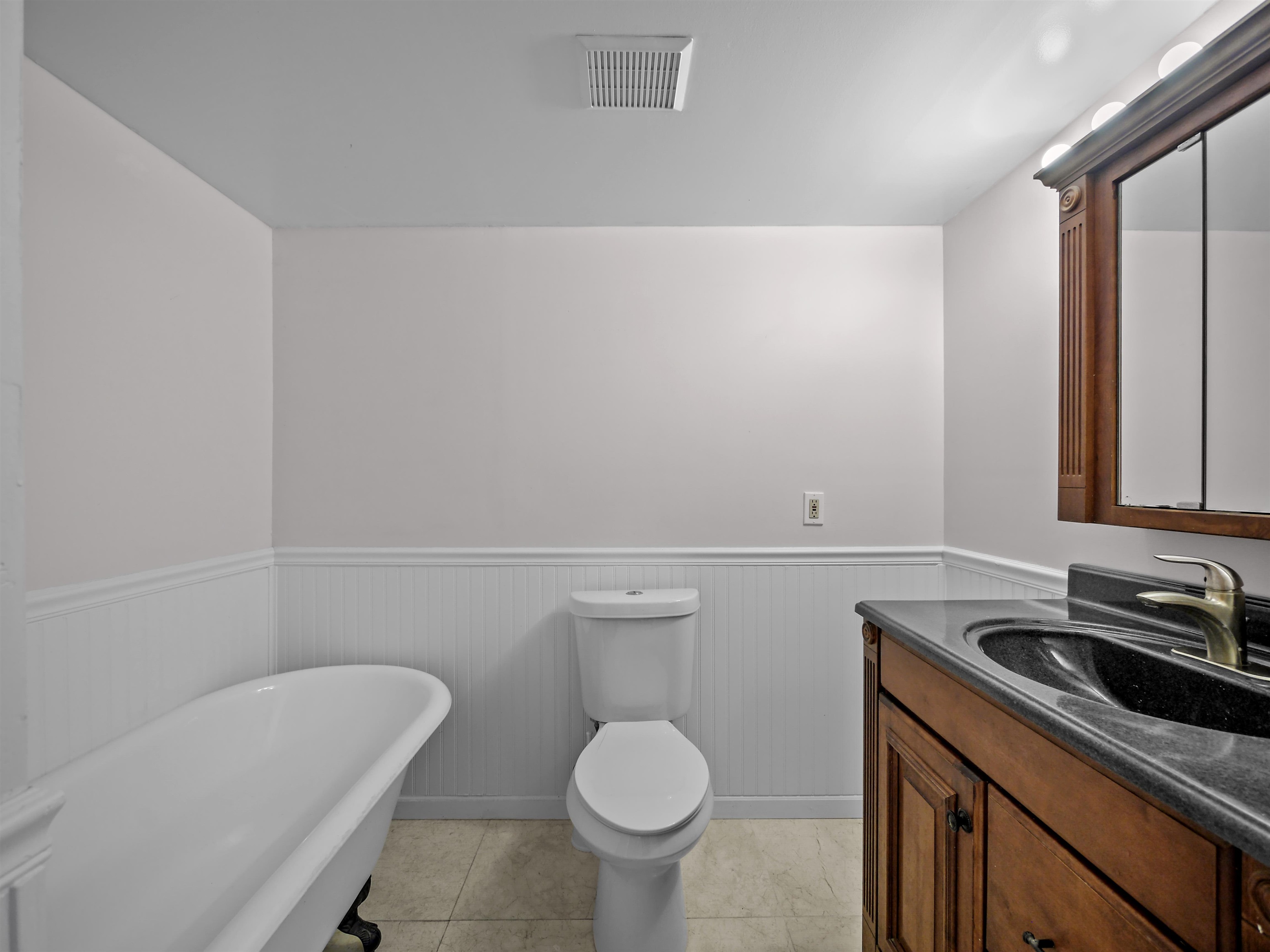 1255 Ponce Island Dr Unit: F774