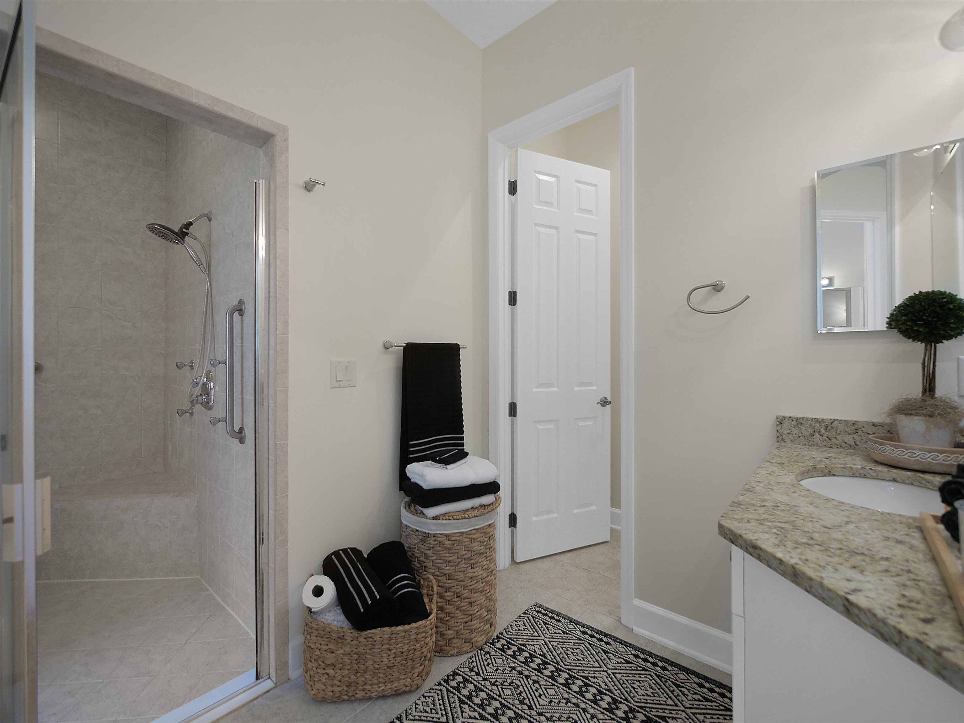 1161 Inverness Dr