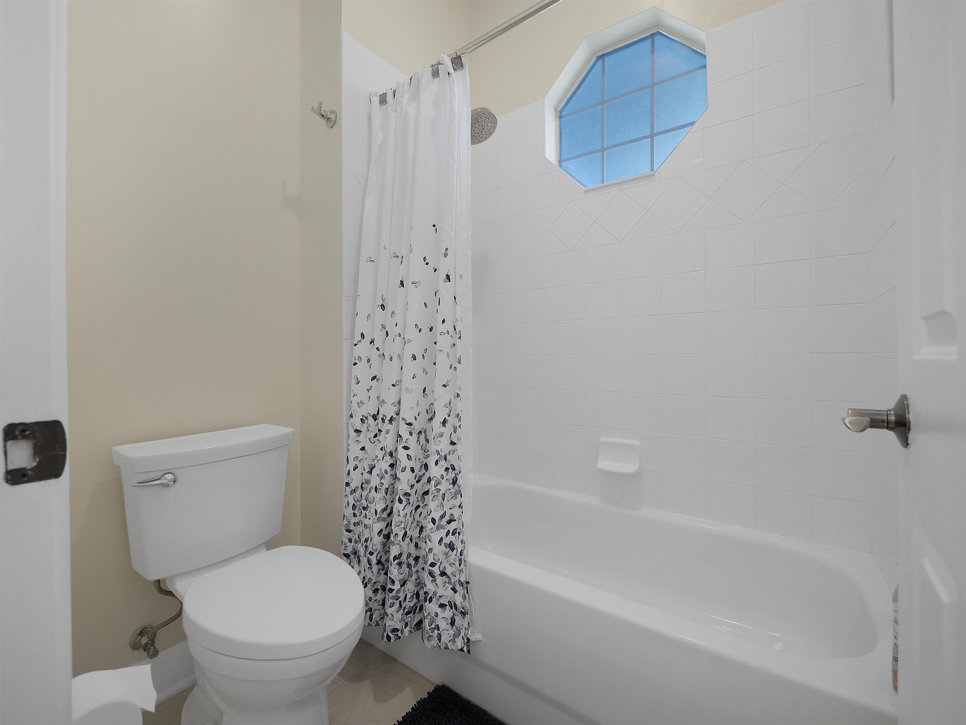 1161 Inverness Dr