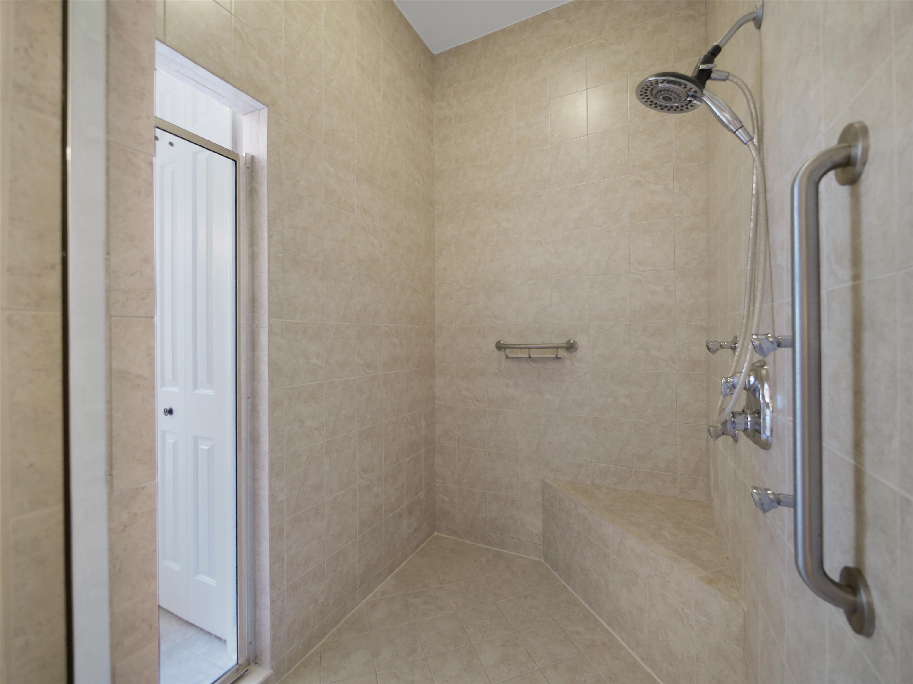 1161 Inverness Dr