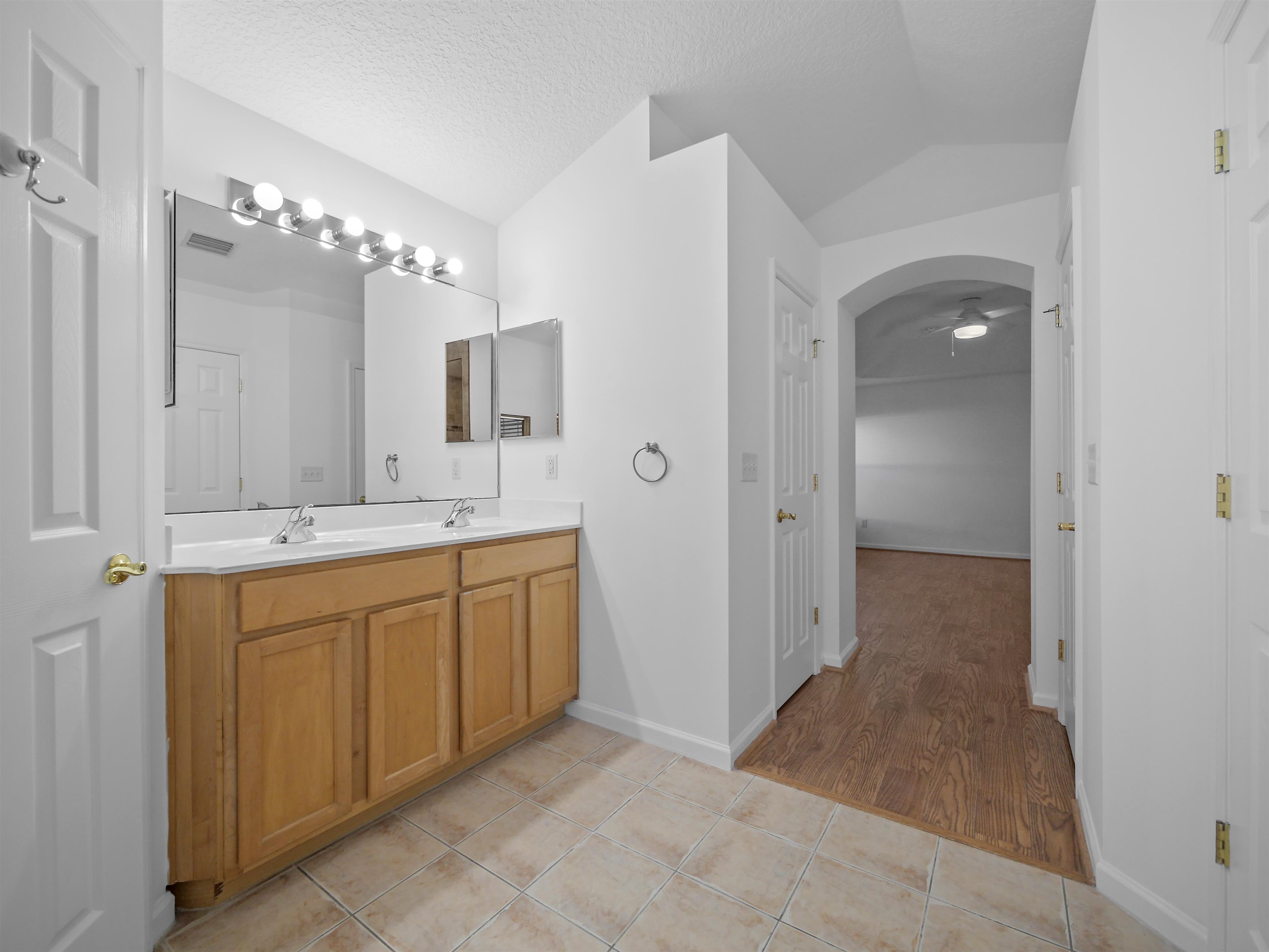 109 Hondo Dr