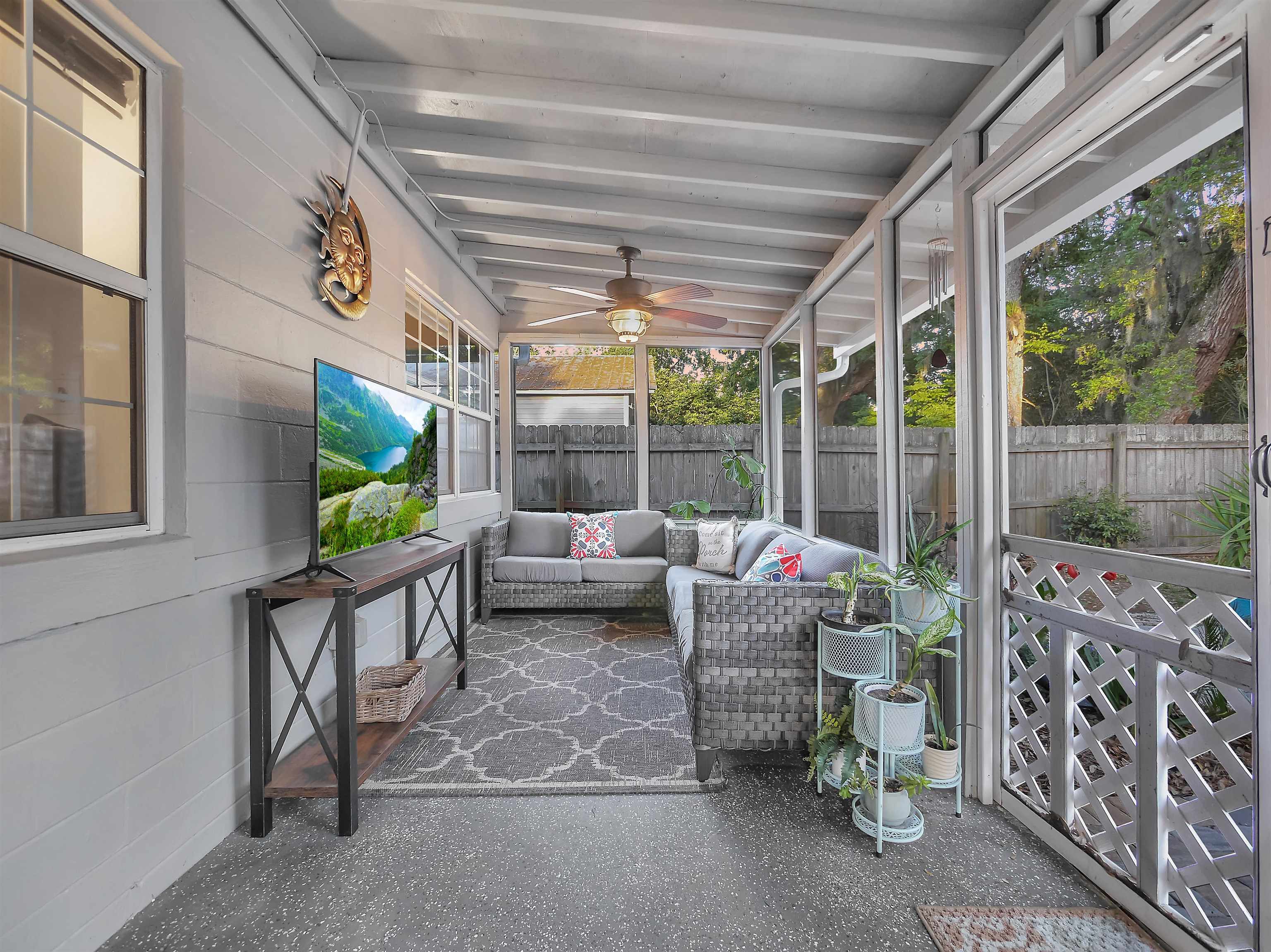 51 Bay View Dr