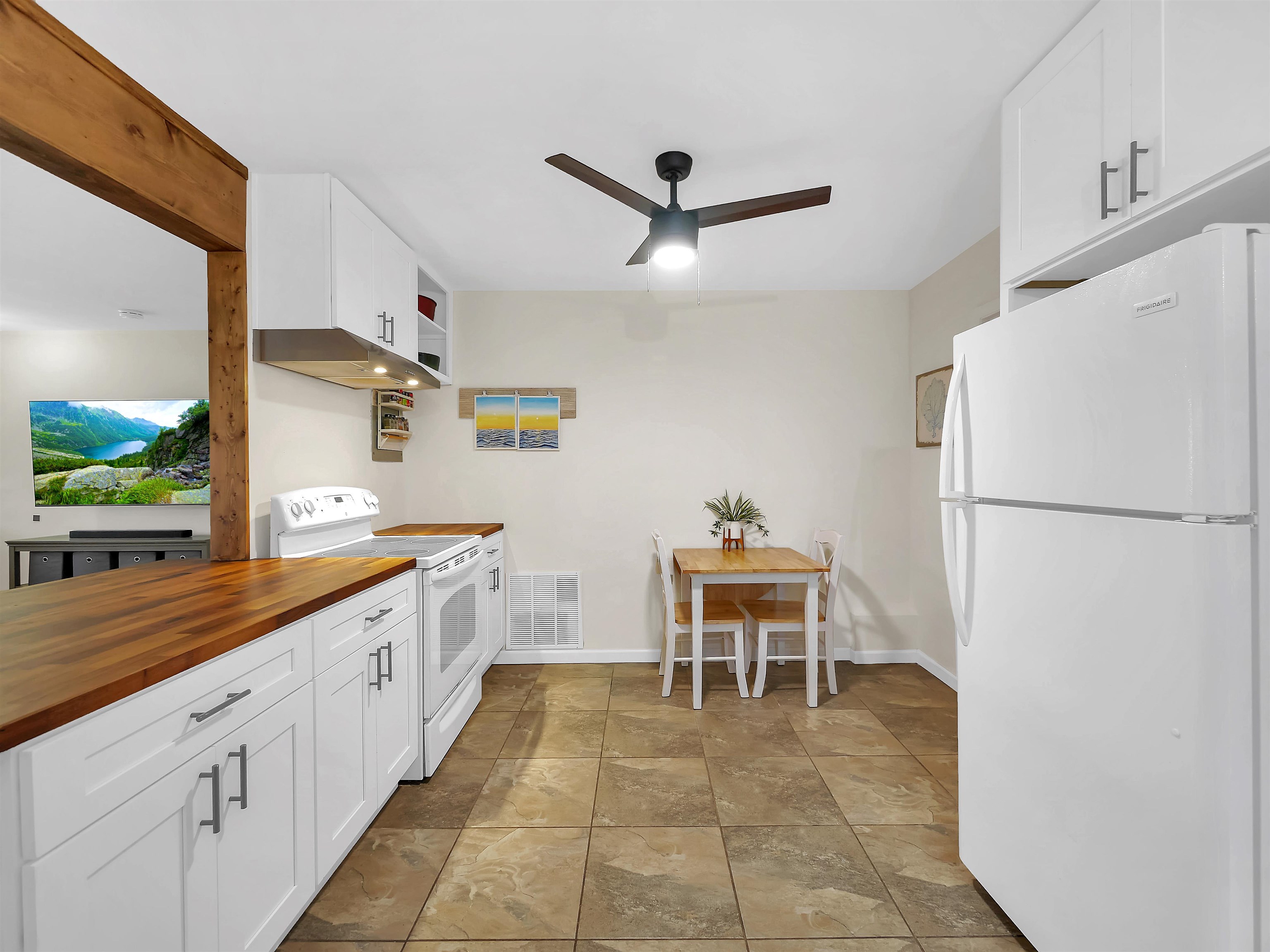 51 Bay View Dr