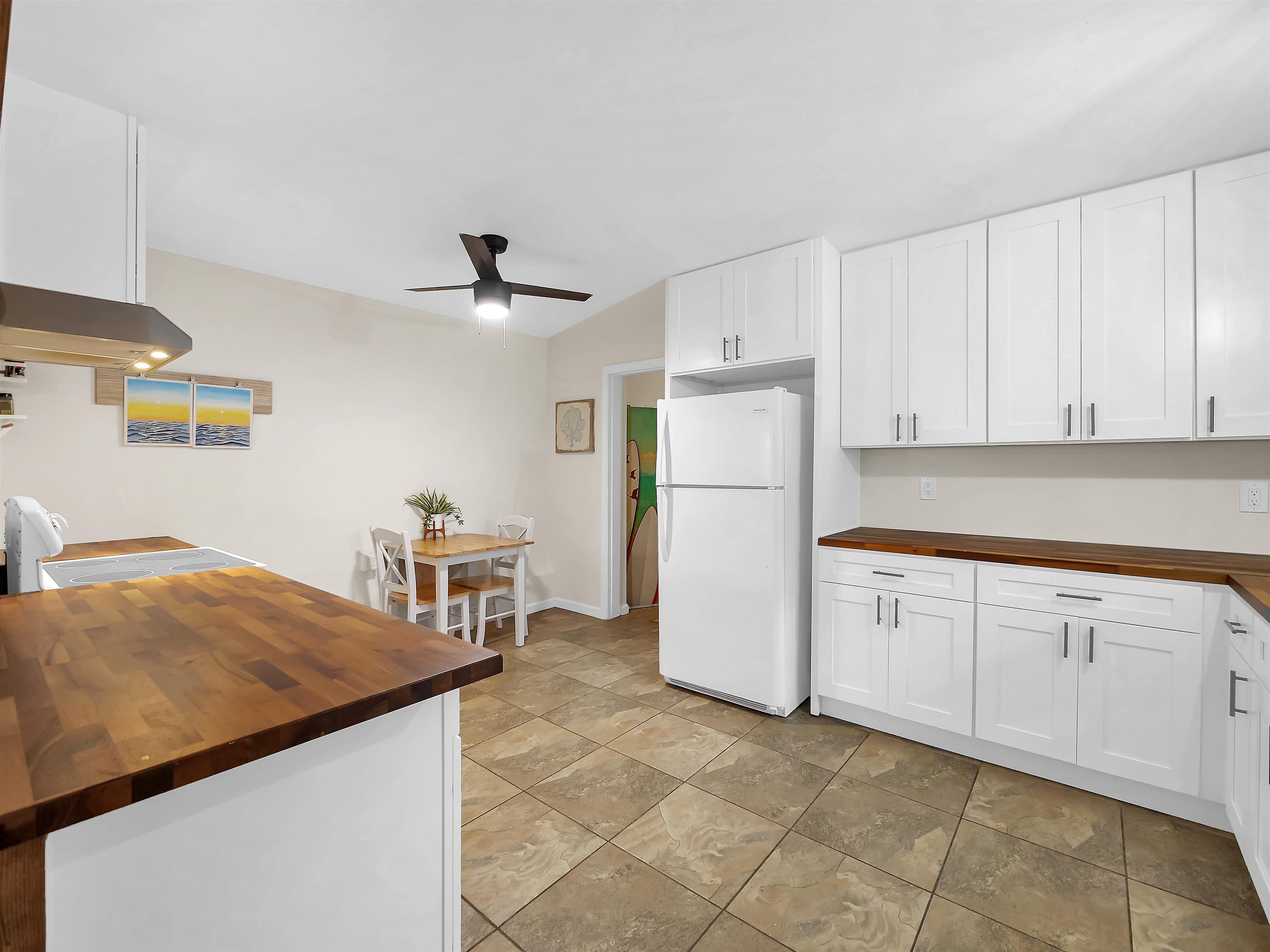51 Bay View Dr