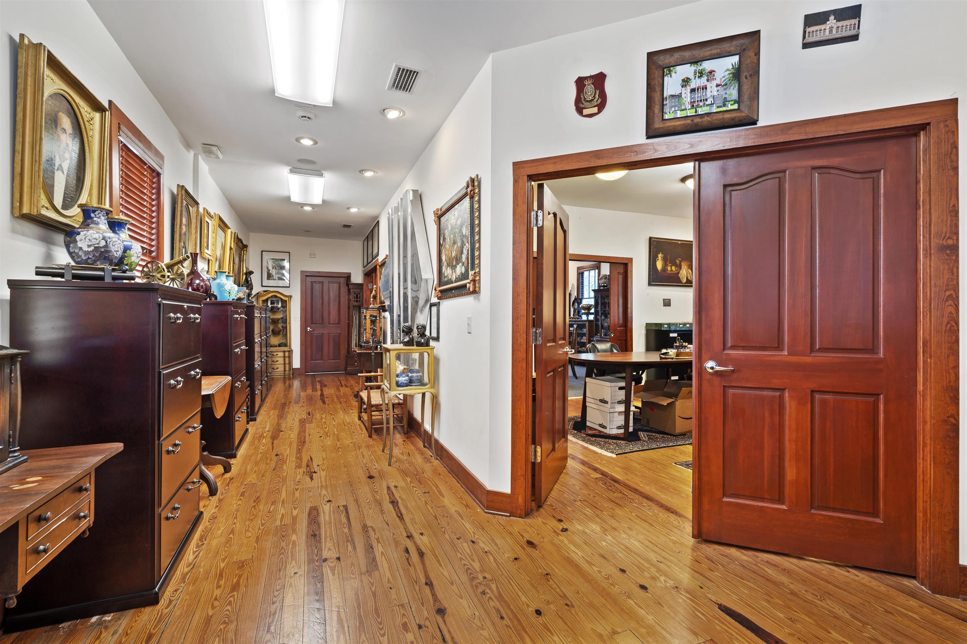 19 Riberia Street