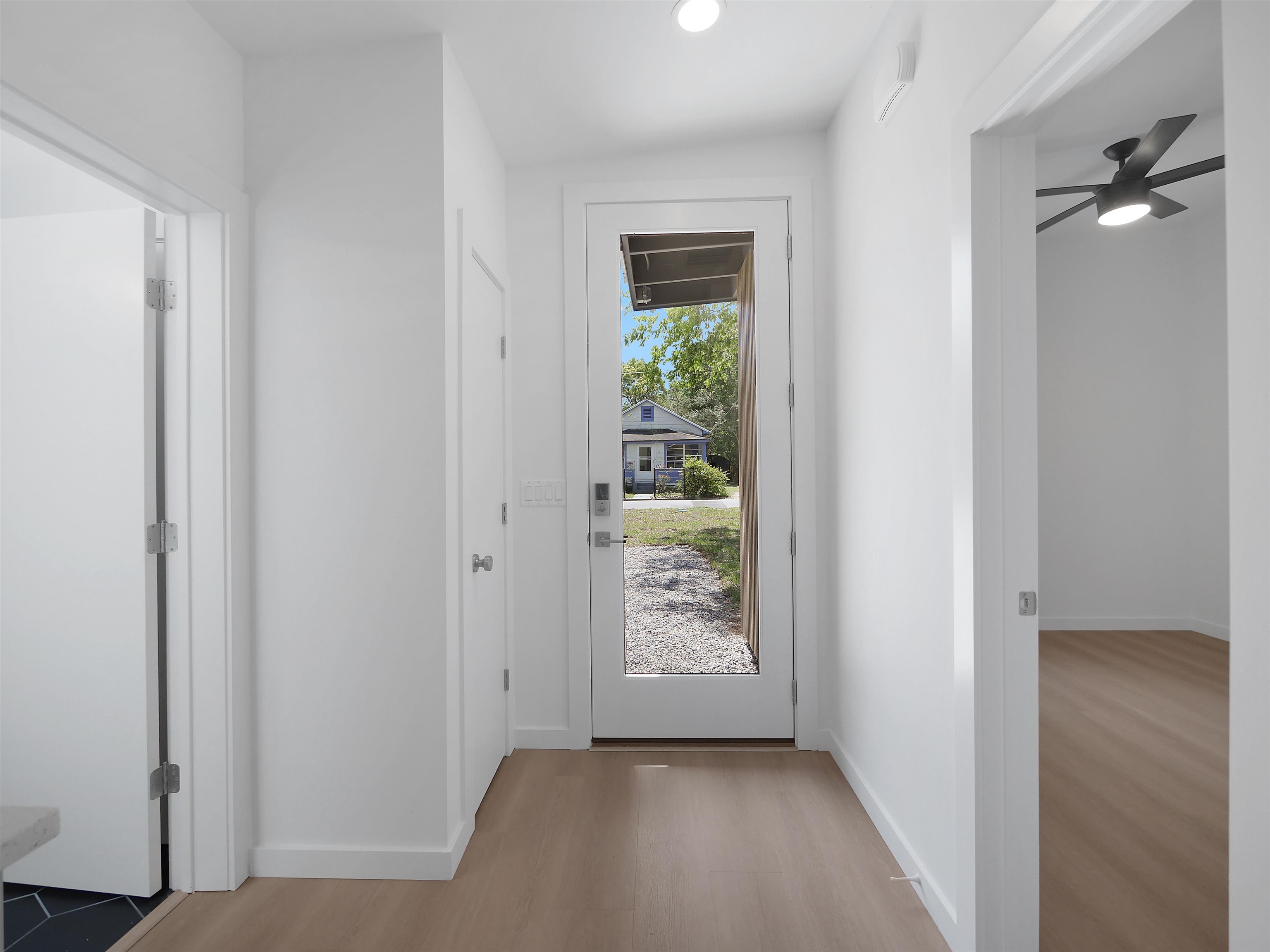 40 Phillips St