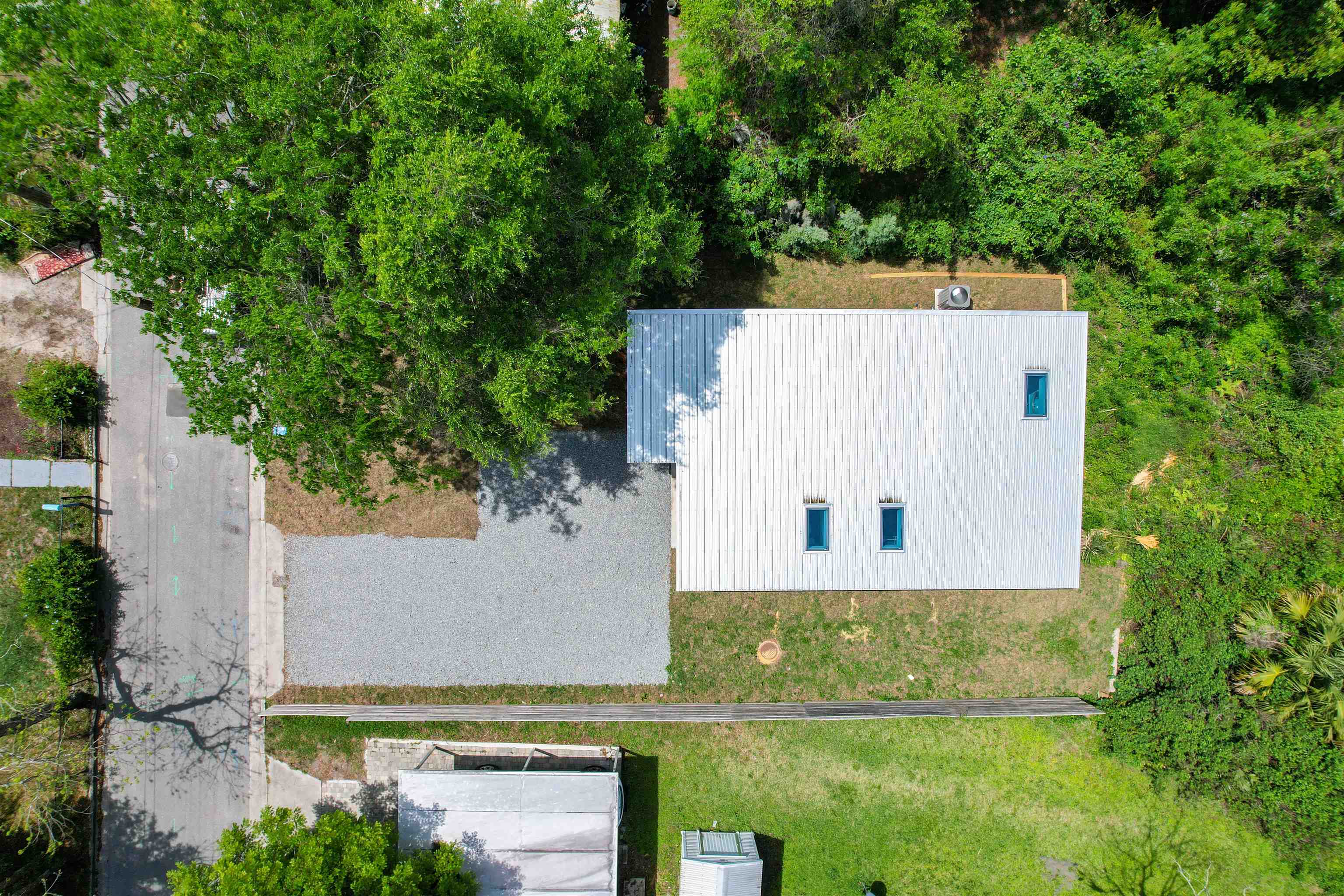 40 Phillips St