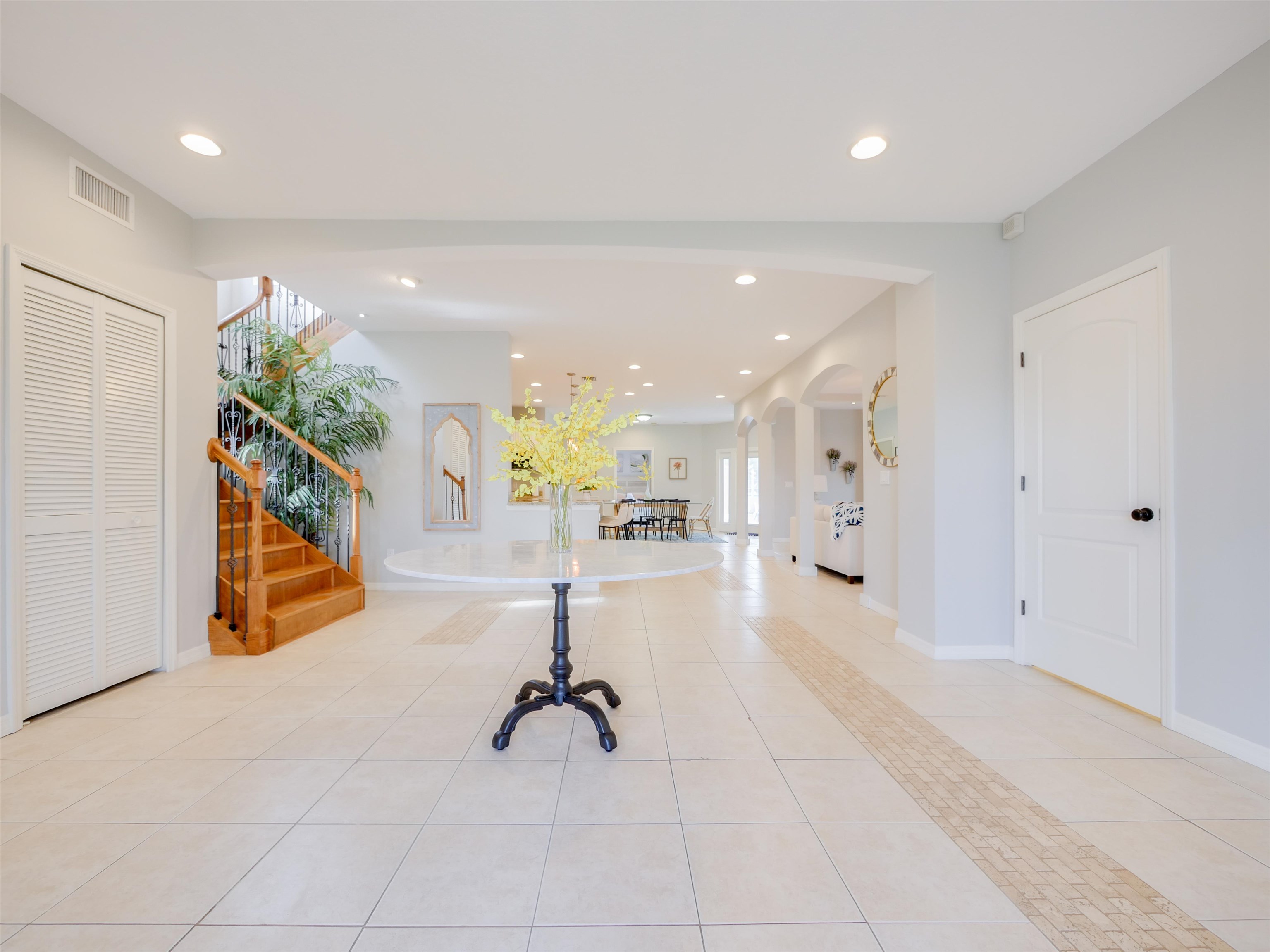 108 Cedar Ave