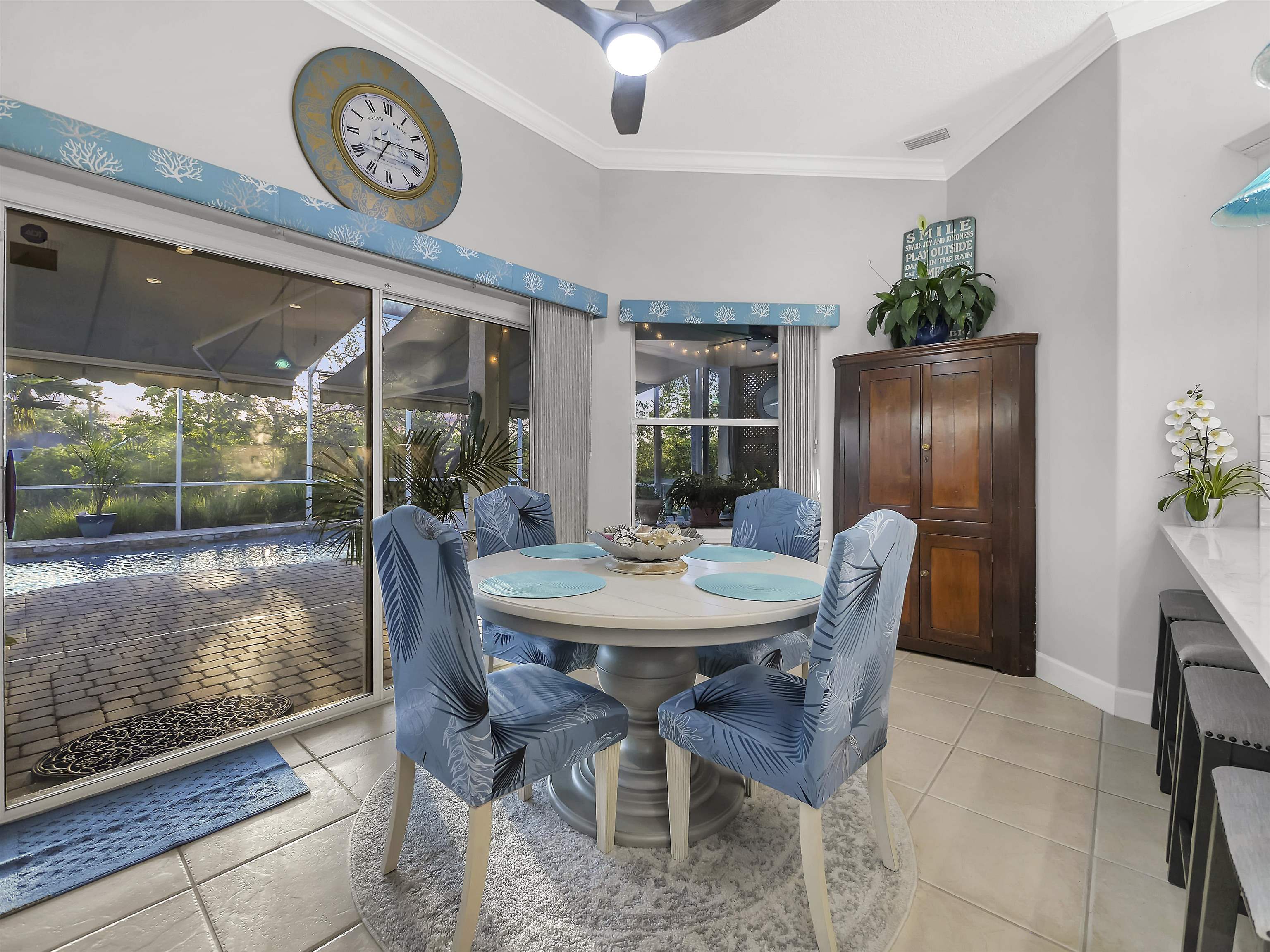 245 Fiddlers Point Dr