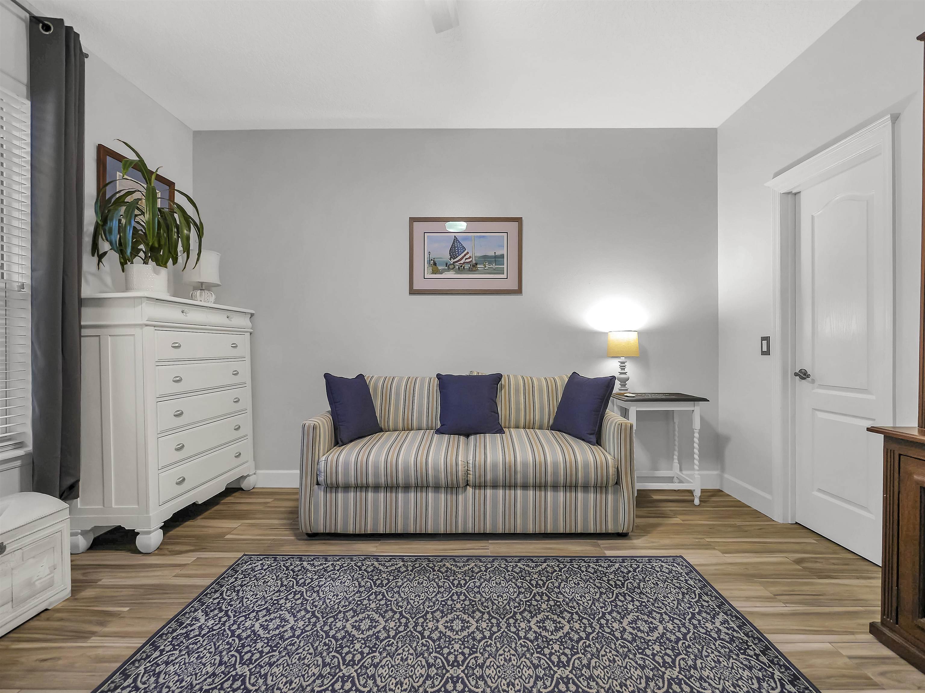 245 Fiddlers Point Dr