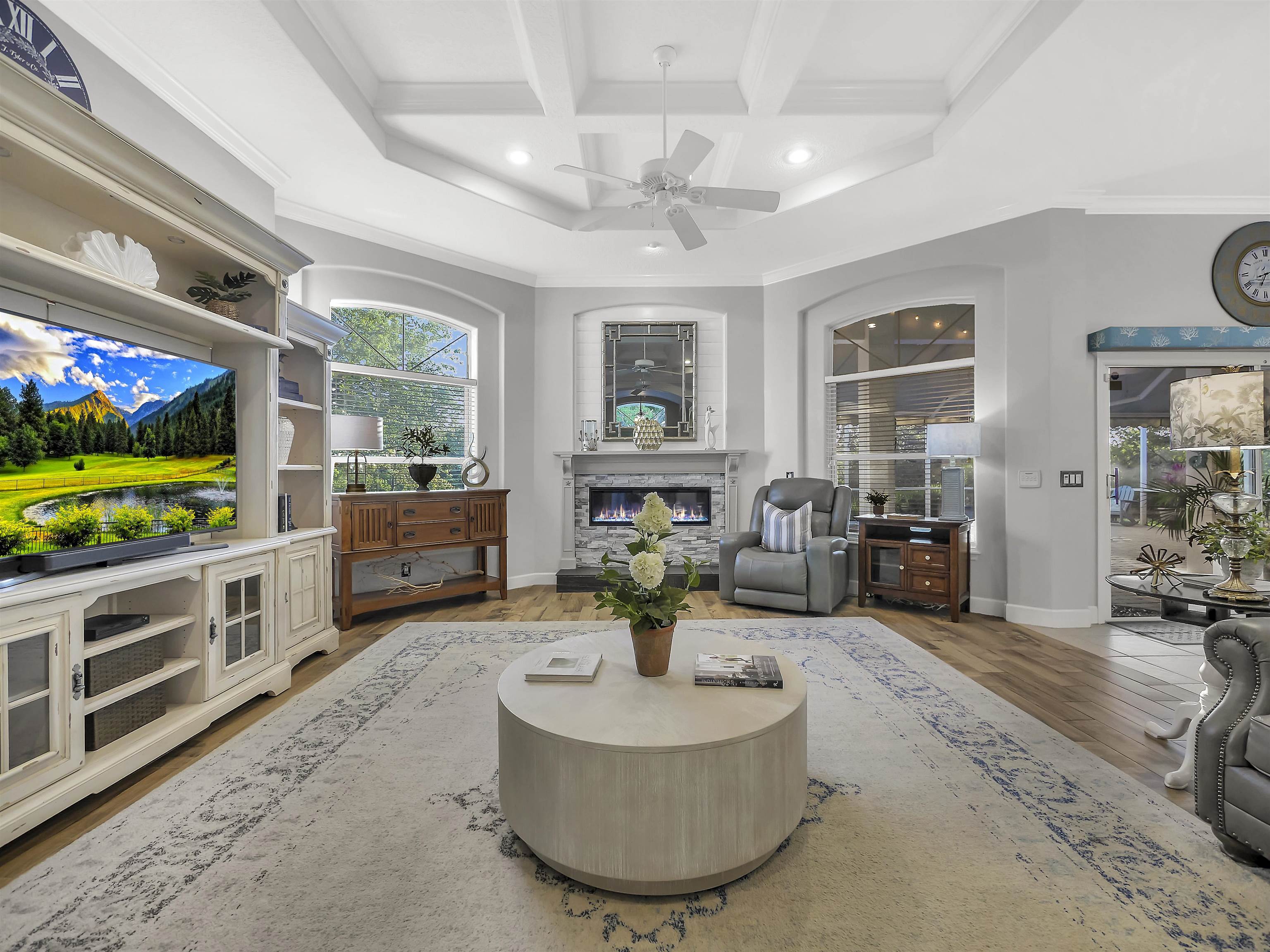 245 Fiddlers Point Dr