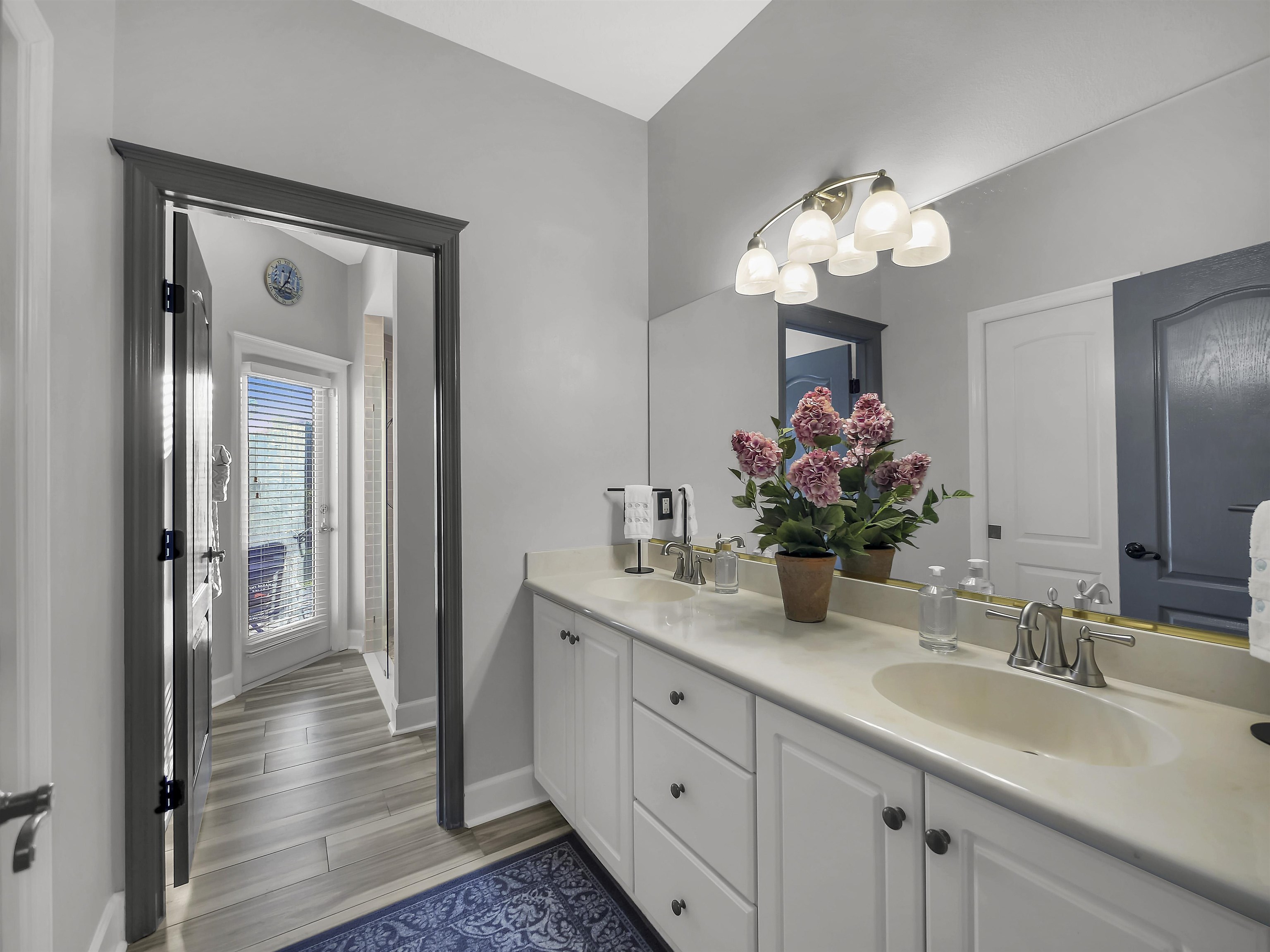 245 Fiddlers Point Dr