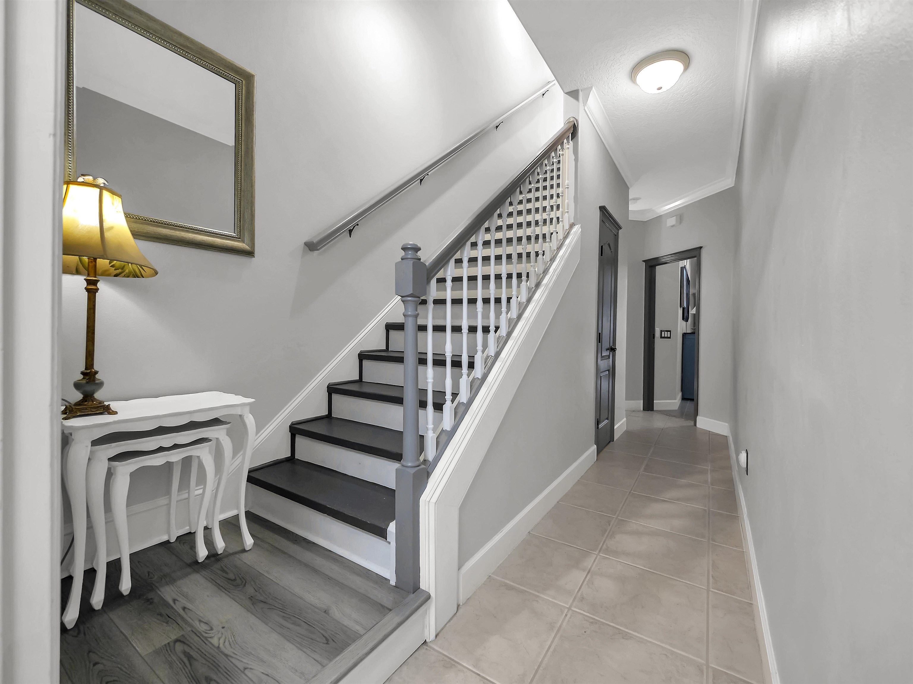 245 Fiddlers Point Dr