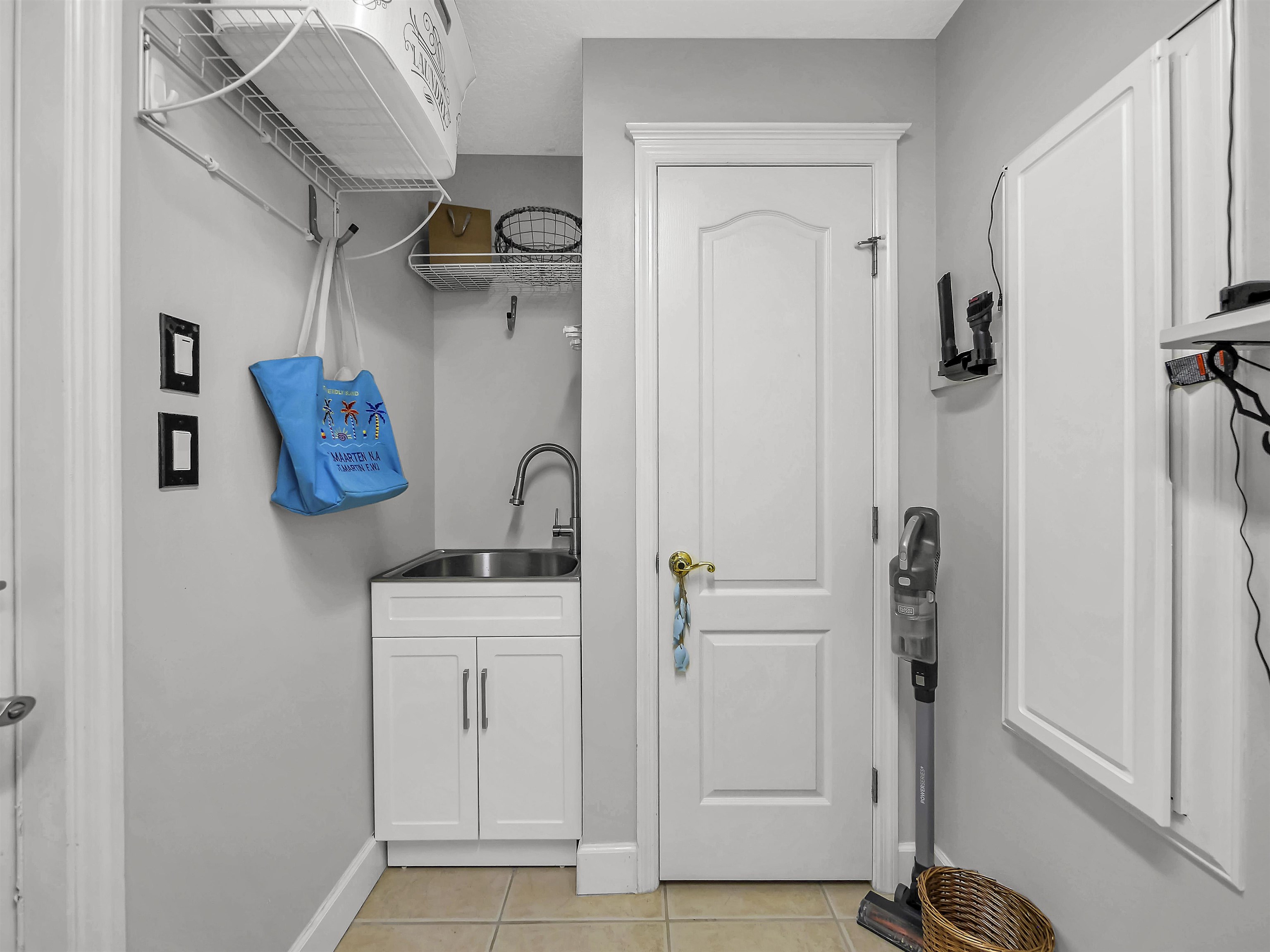 245 Fiddlers Point Dr