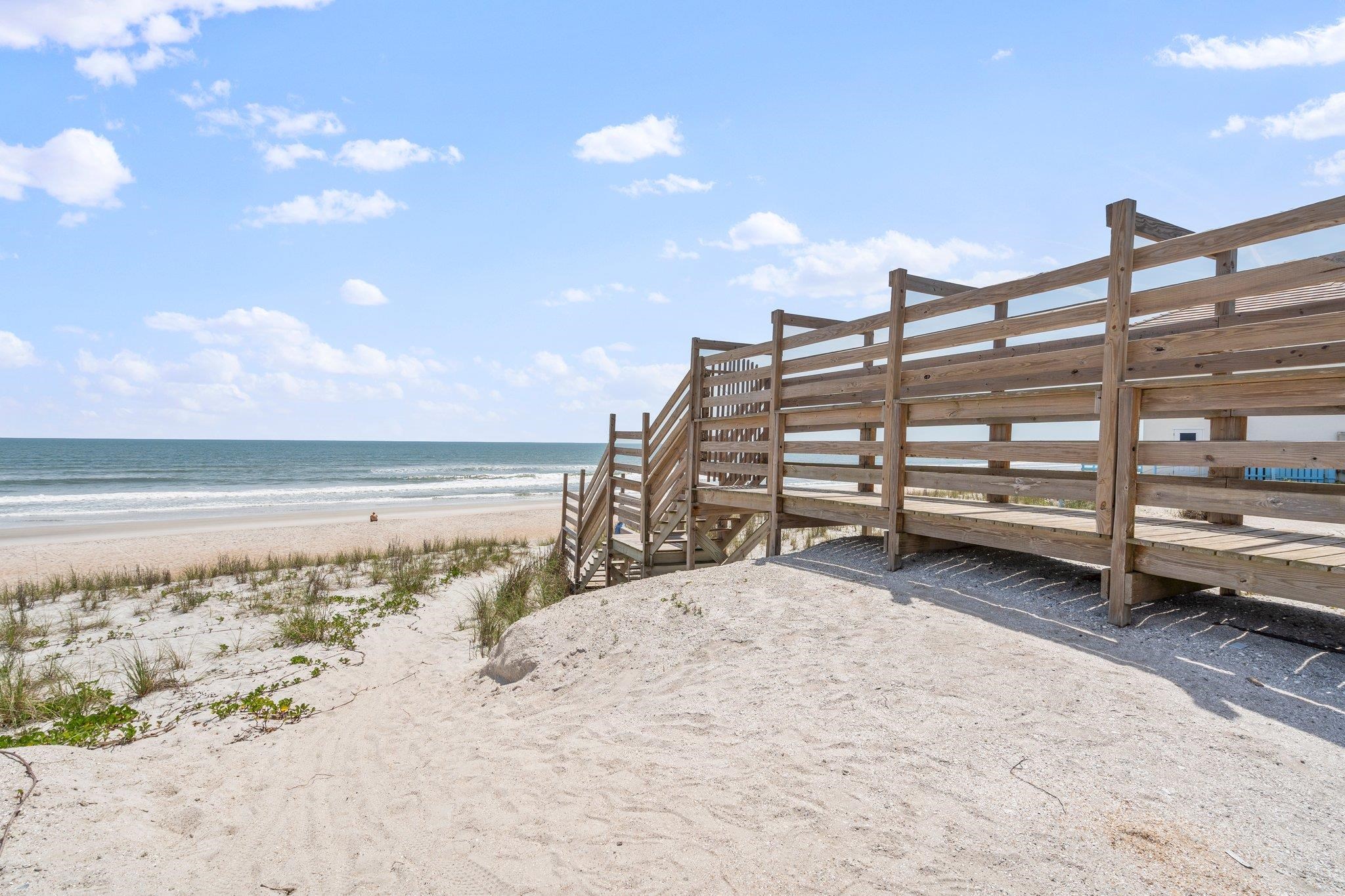 206 Seaside Vista Ct