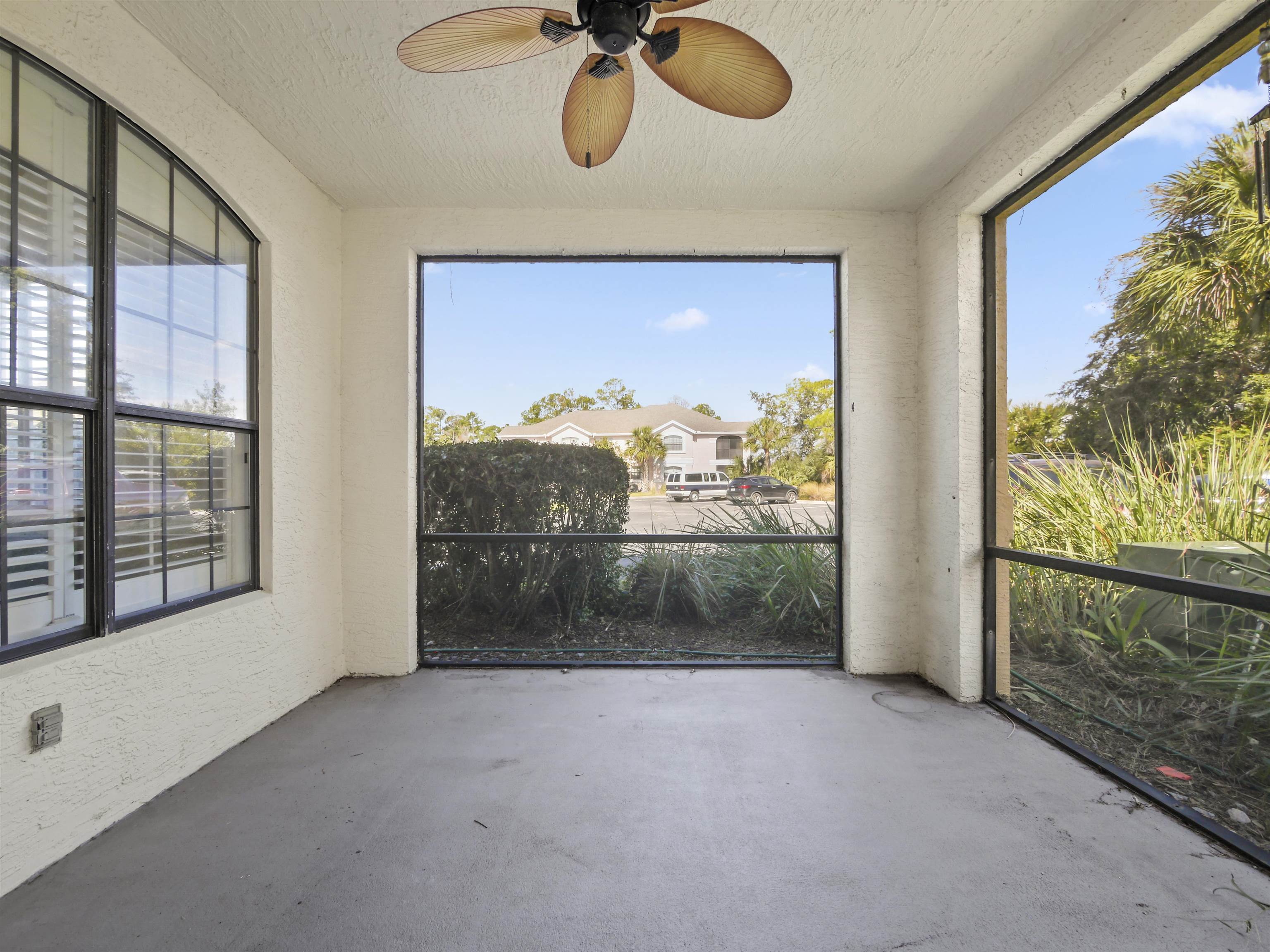 2200 Vista Cove Rd