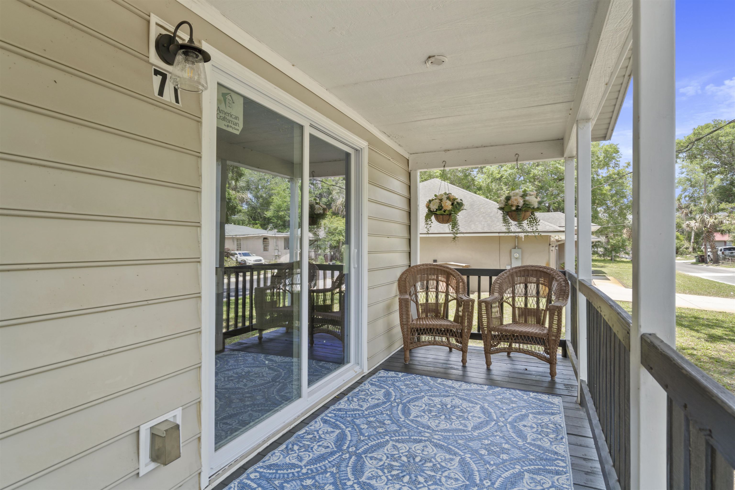 71 Chapin St