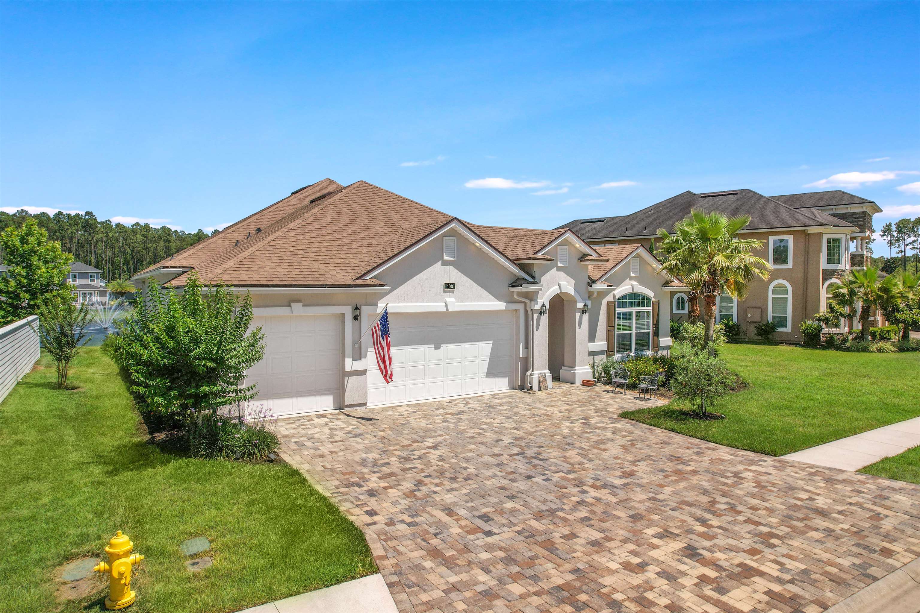 100 Coppinger Pl