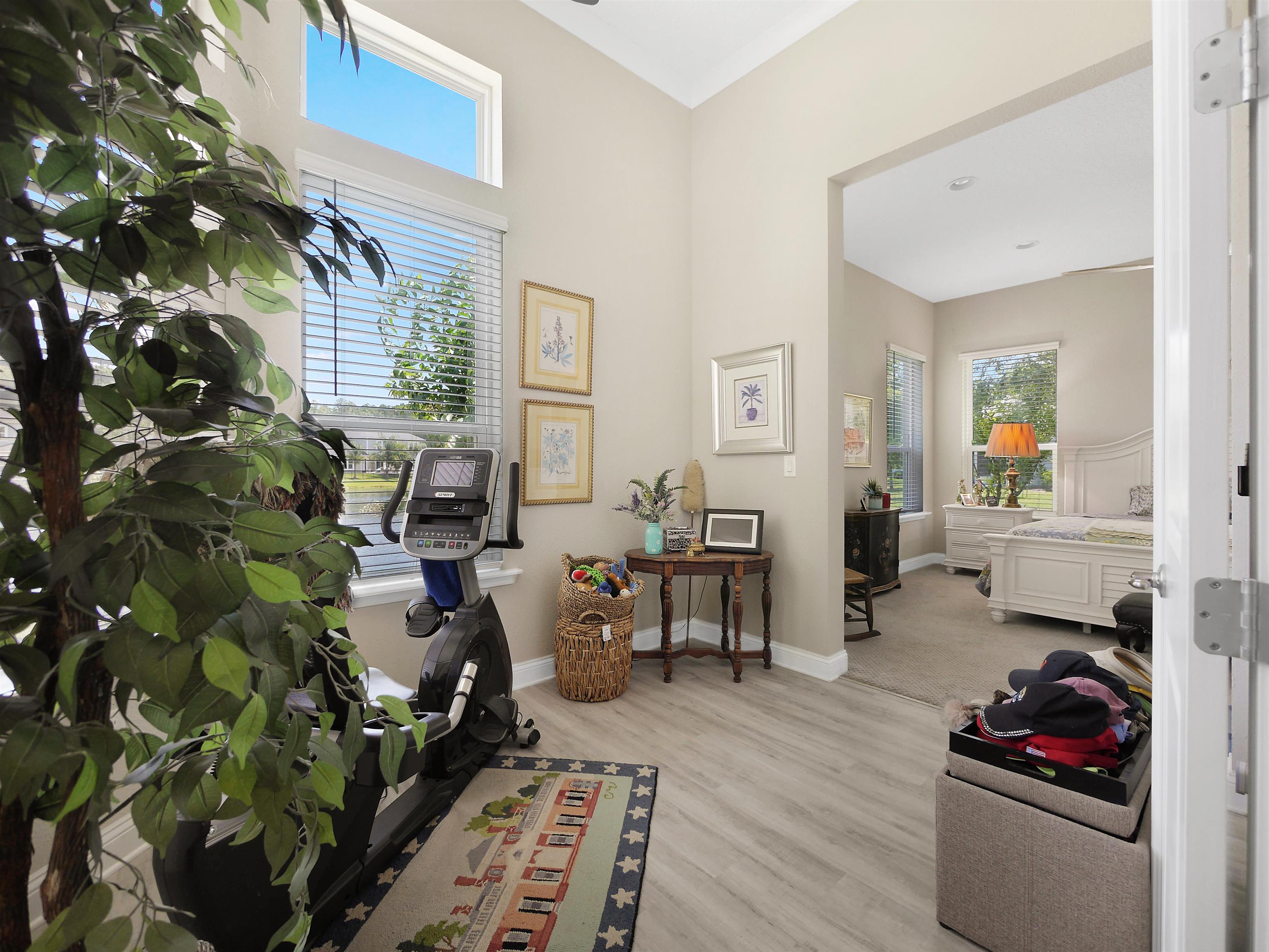 100 Coppinger Pl