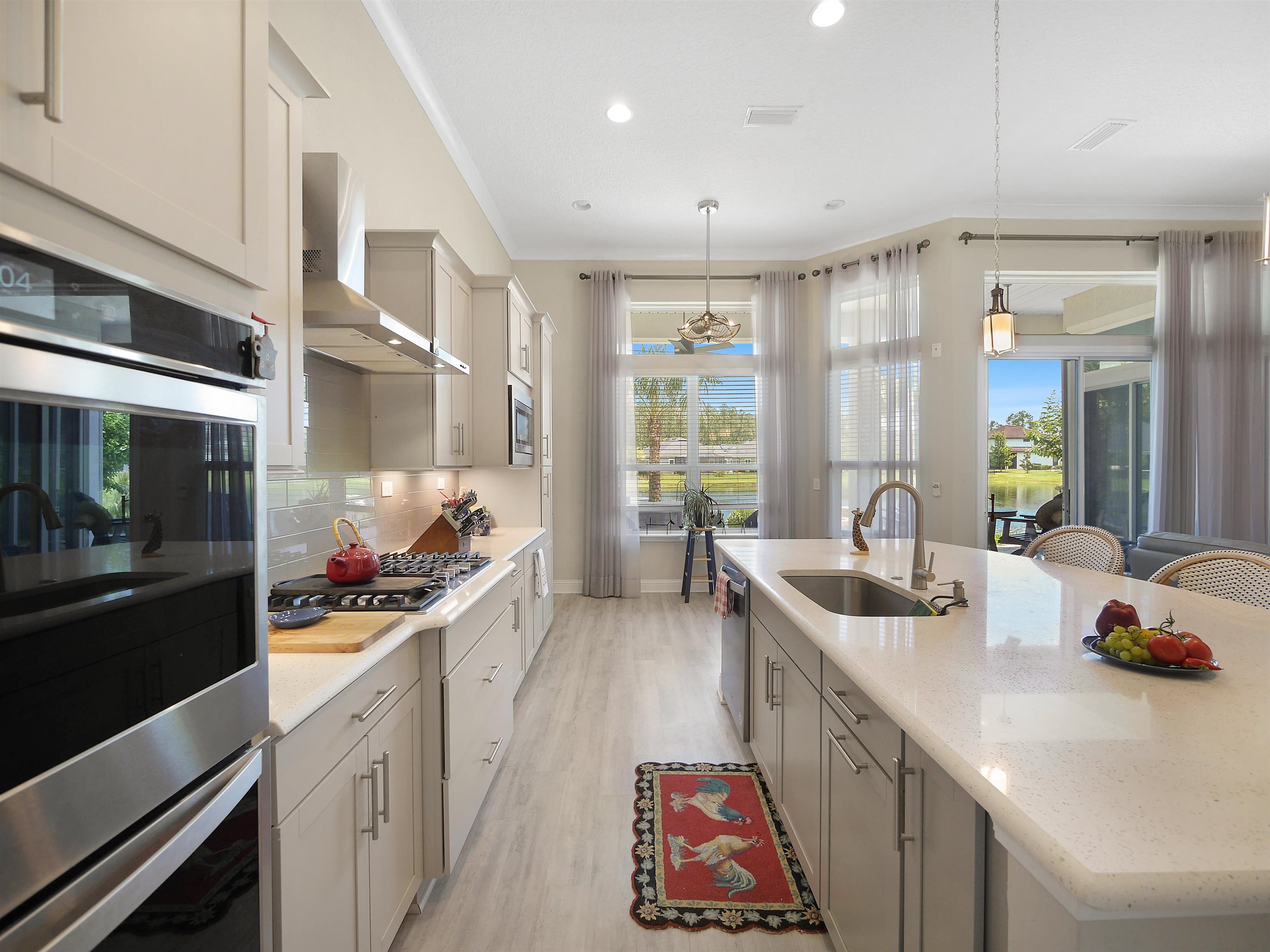 100 Coppinger Pl