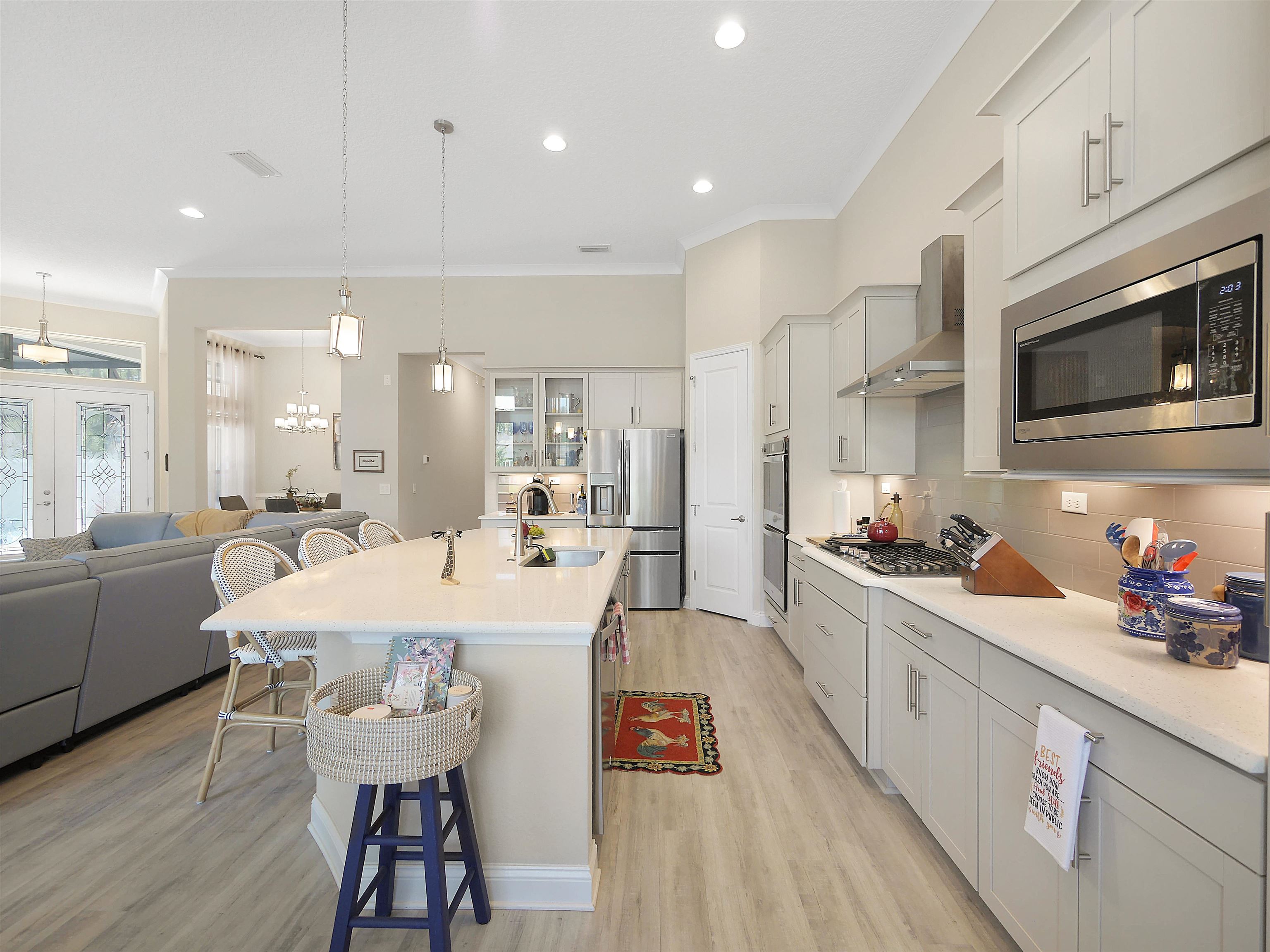 100 Coppinger Pl