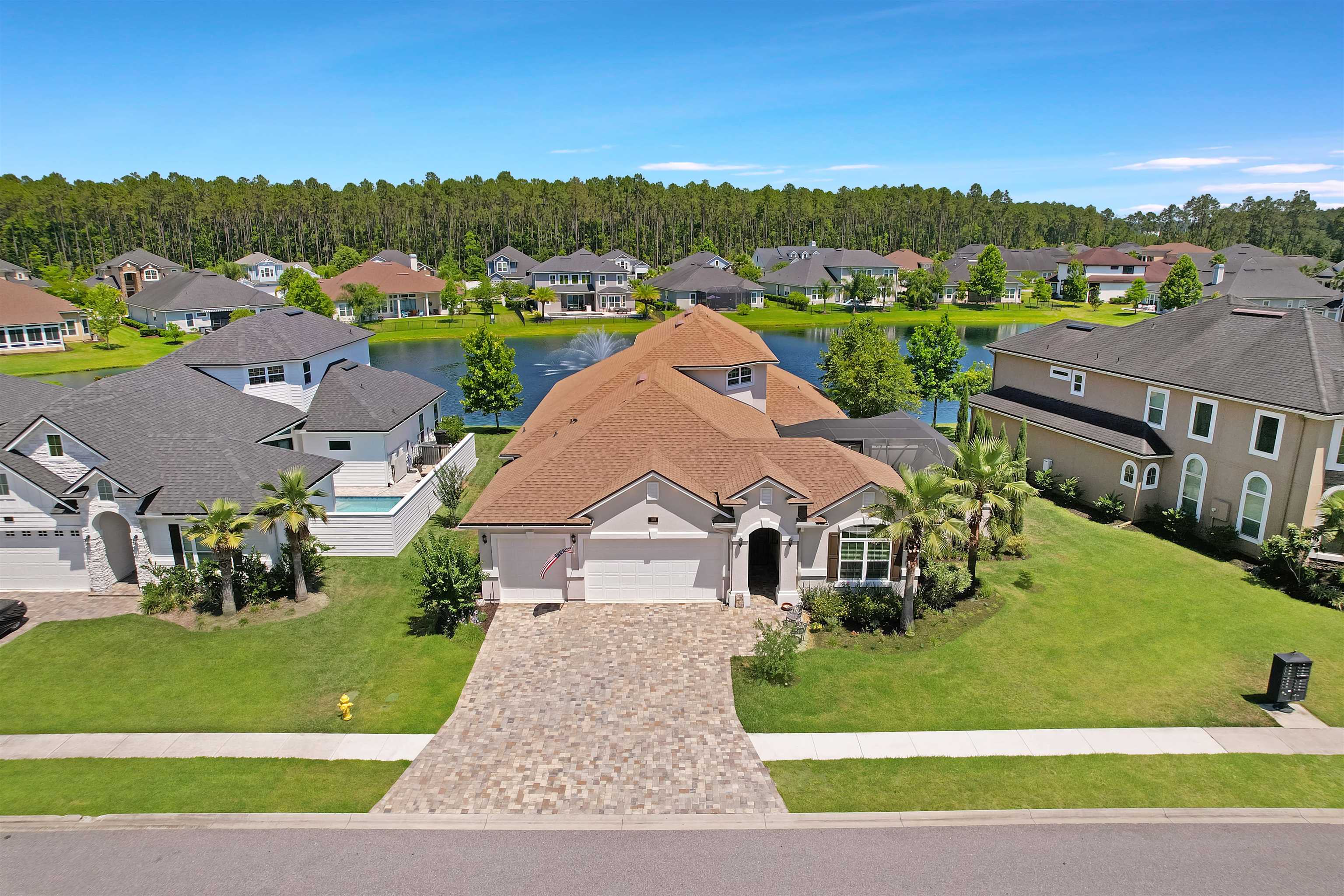 100 Coppinger Pl