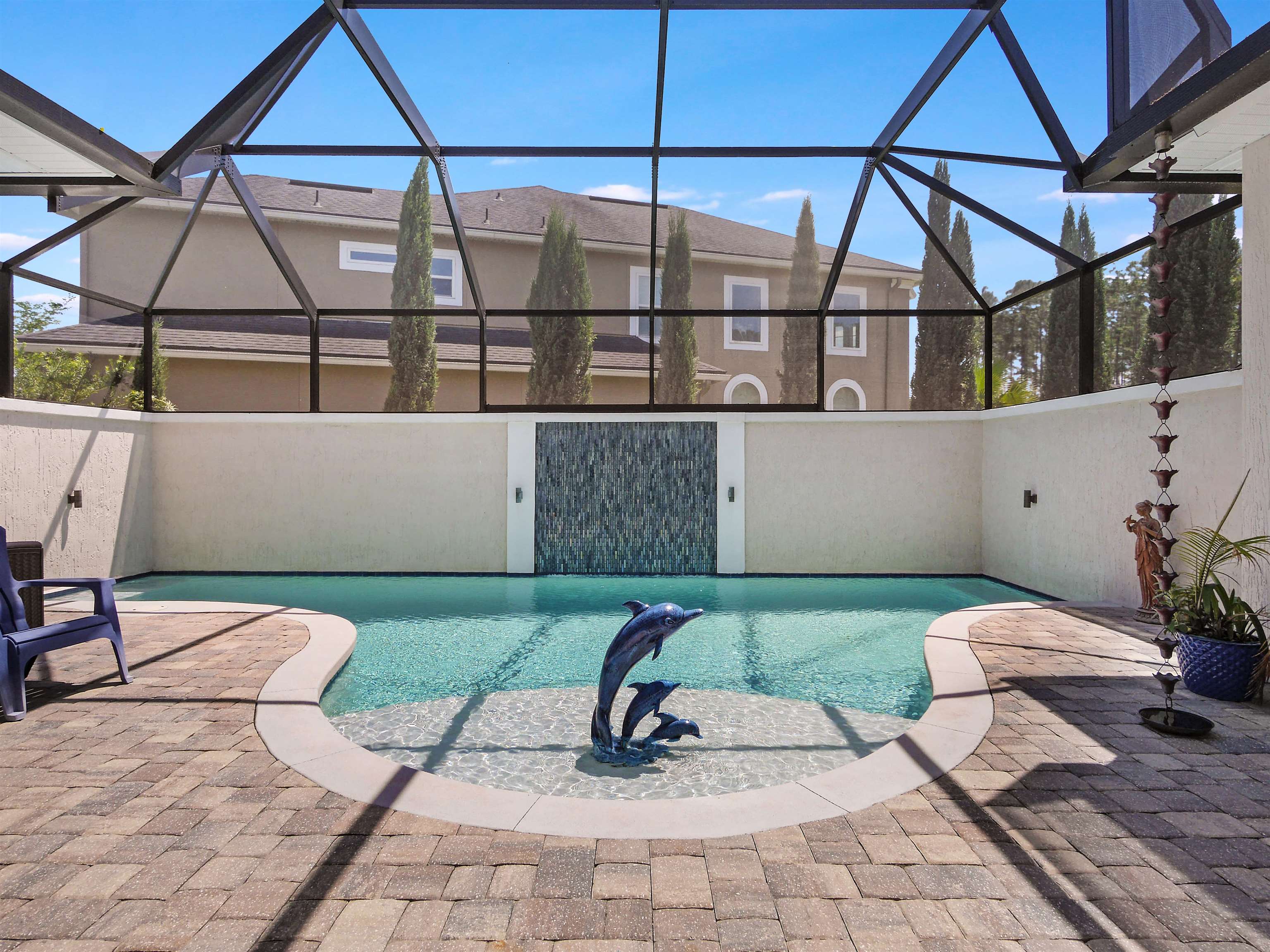 100 Coppinger Pl
