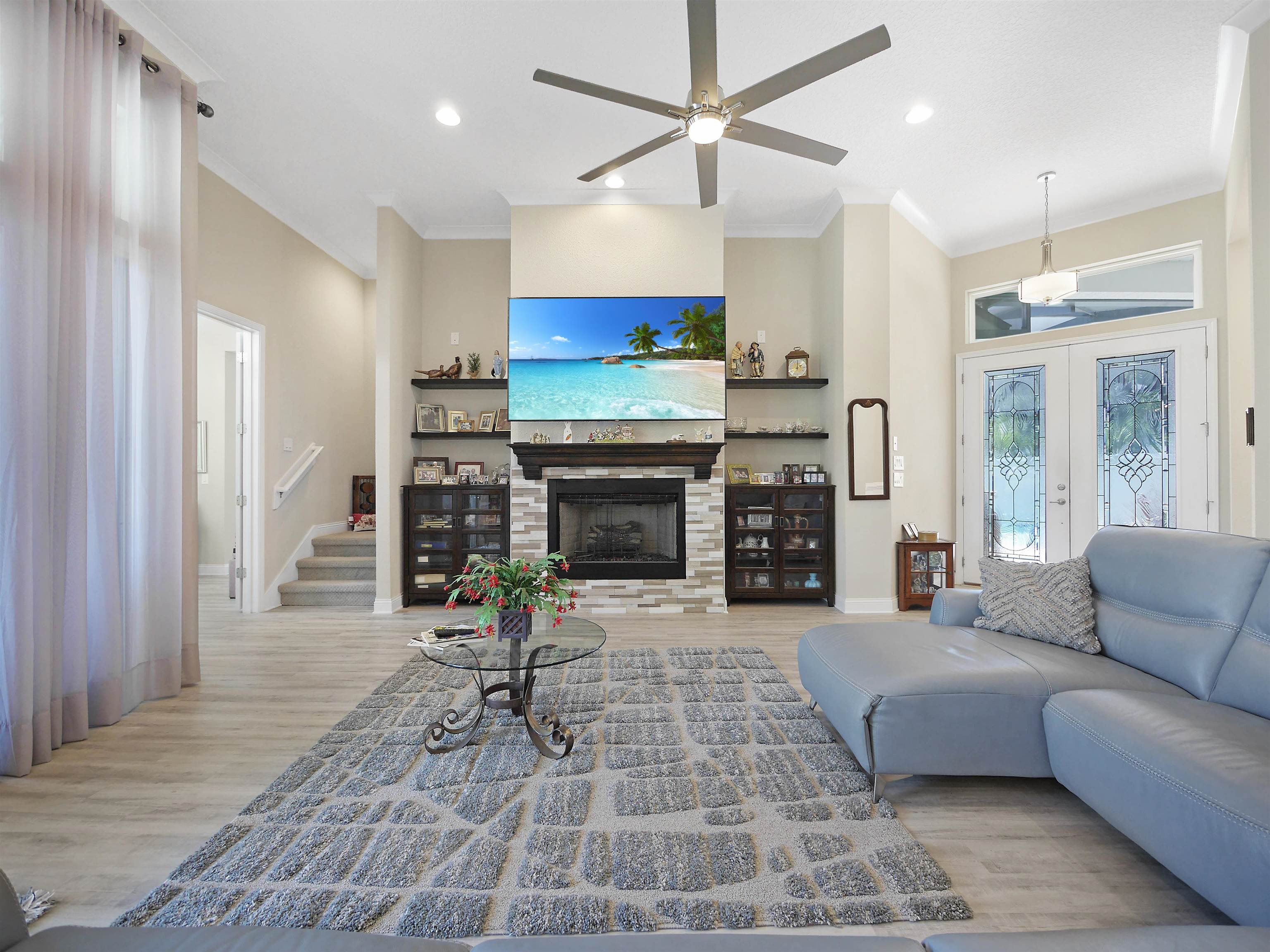 100 Coppinger Pl
