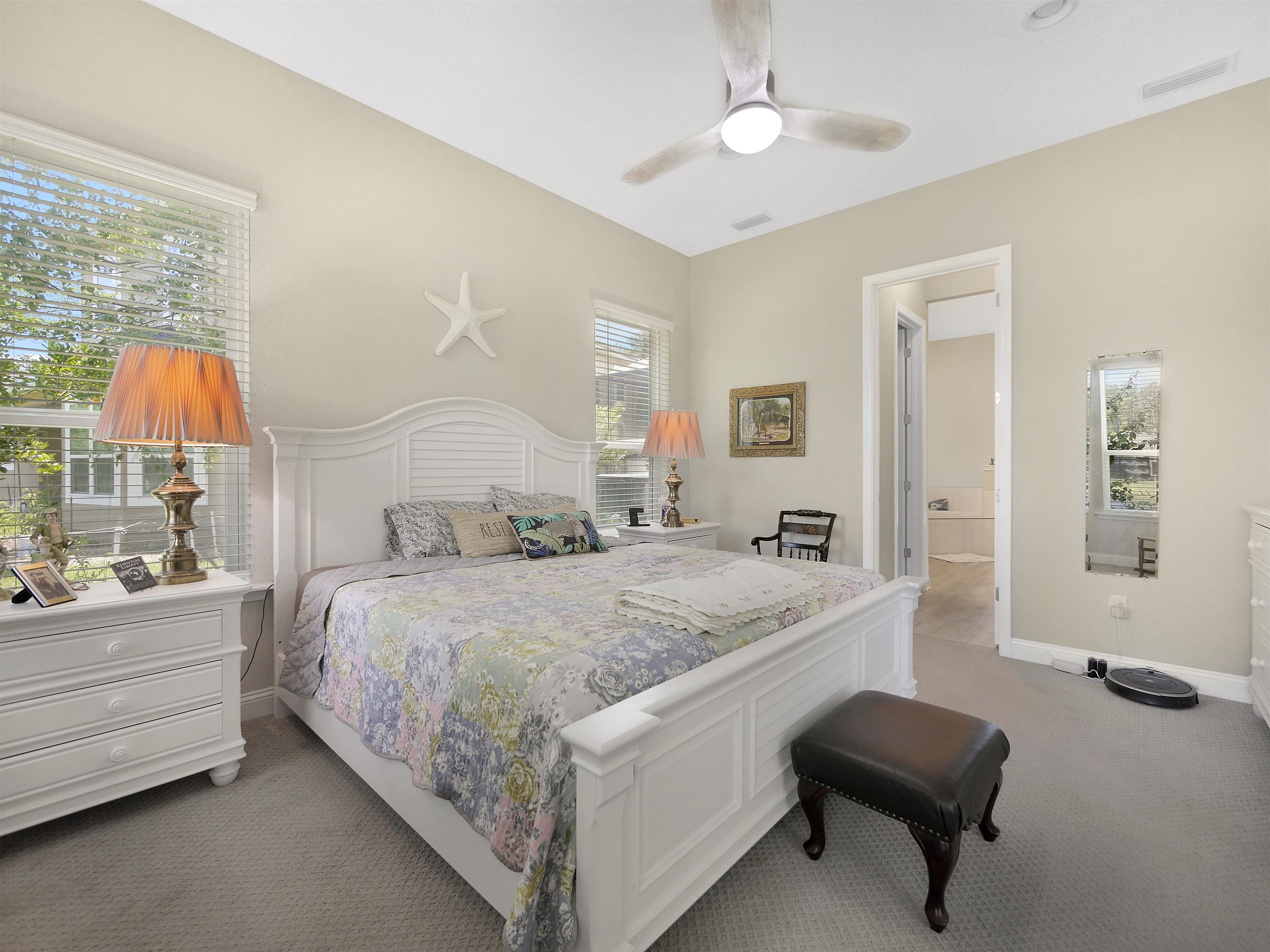 100 Coppinger Pl