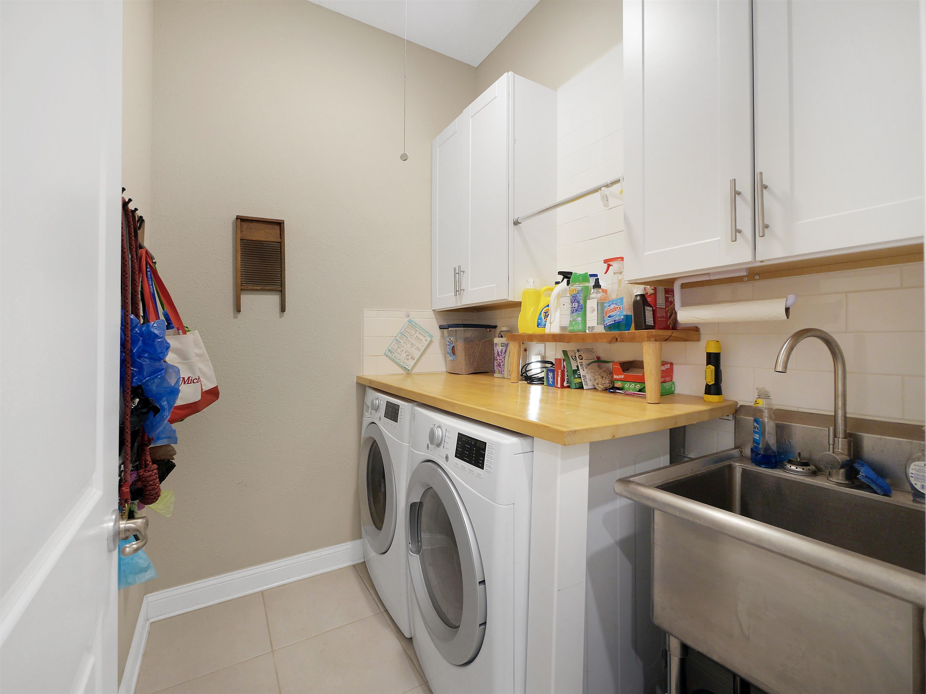 100 Coppinger Pl