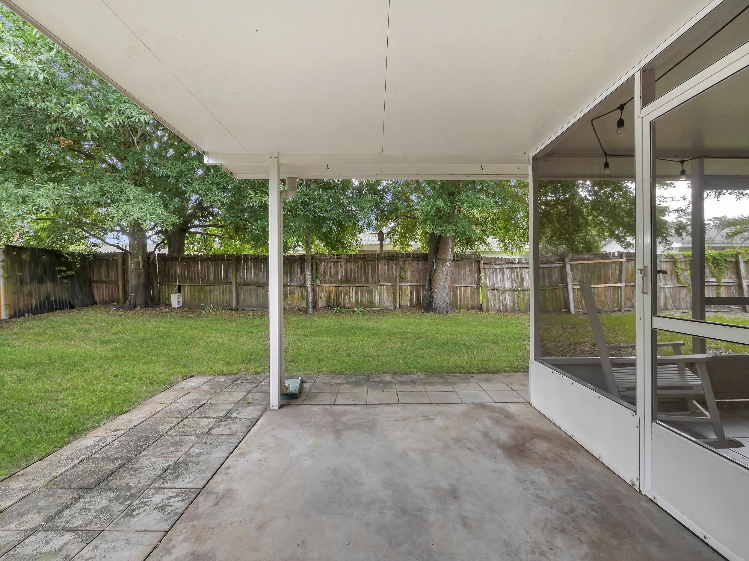 820 Rita Circle