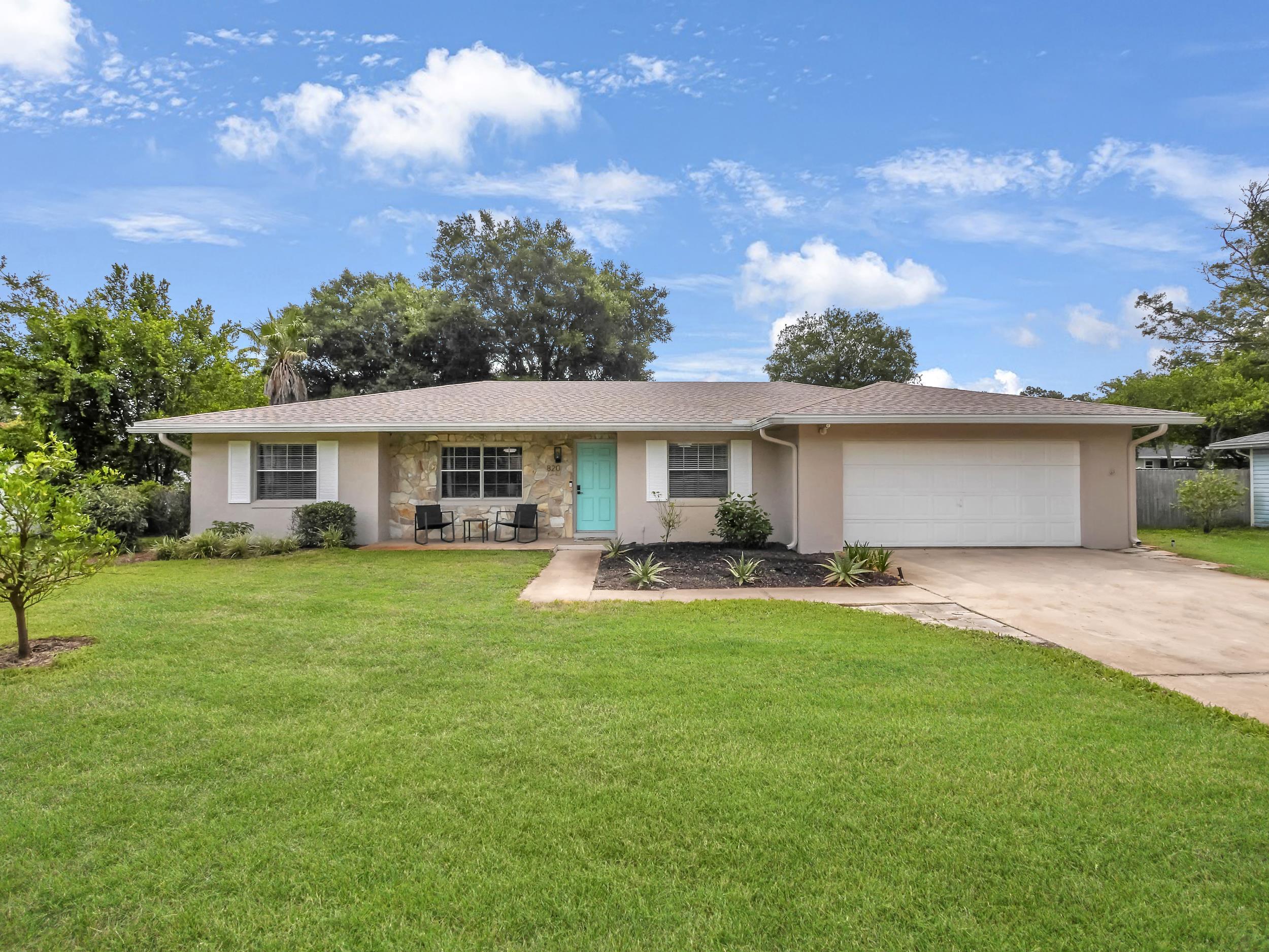 820 Rita Circle