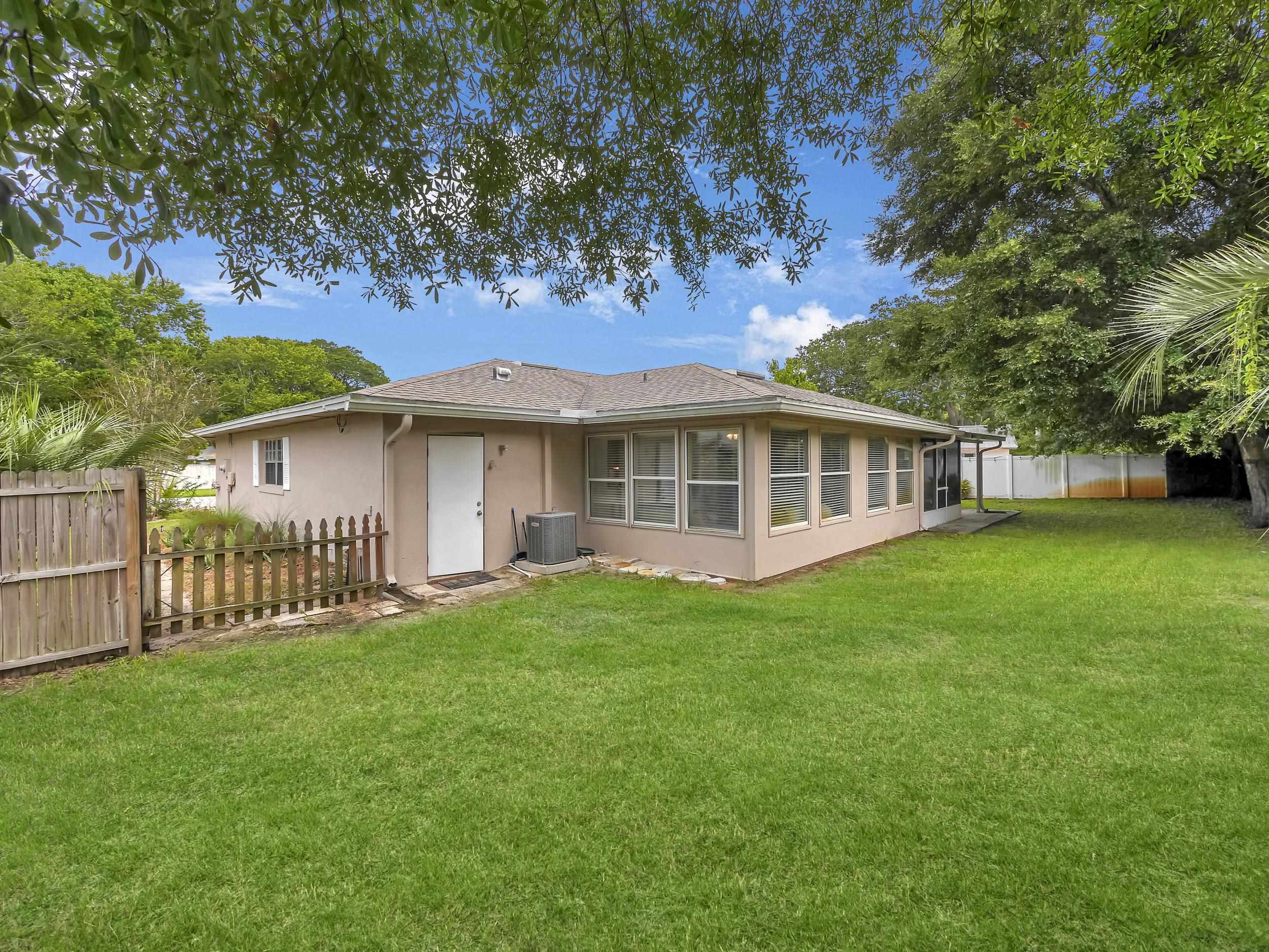 820 Rita Circle