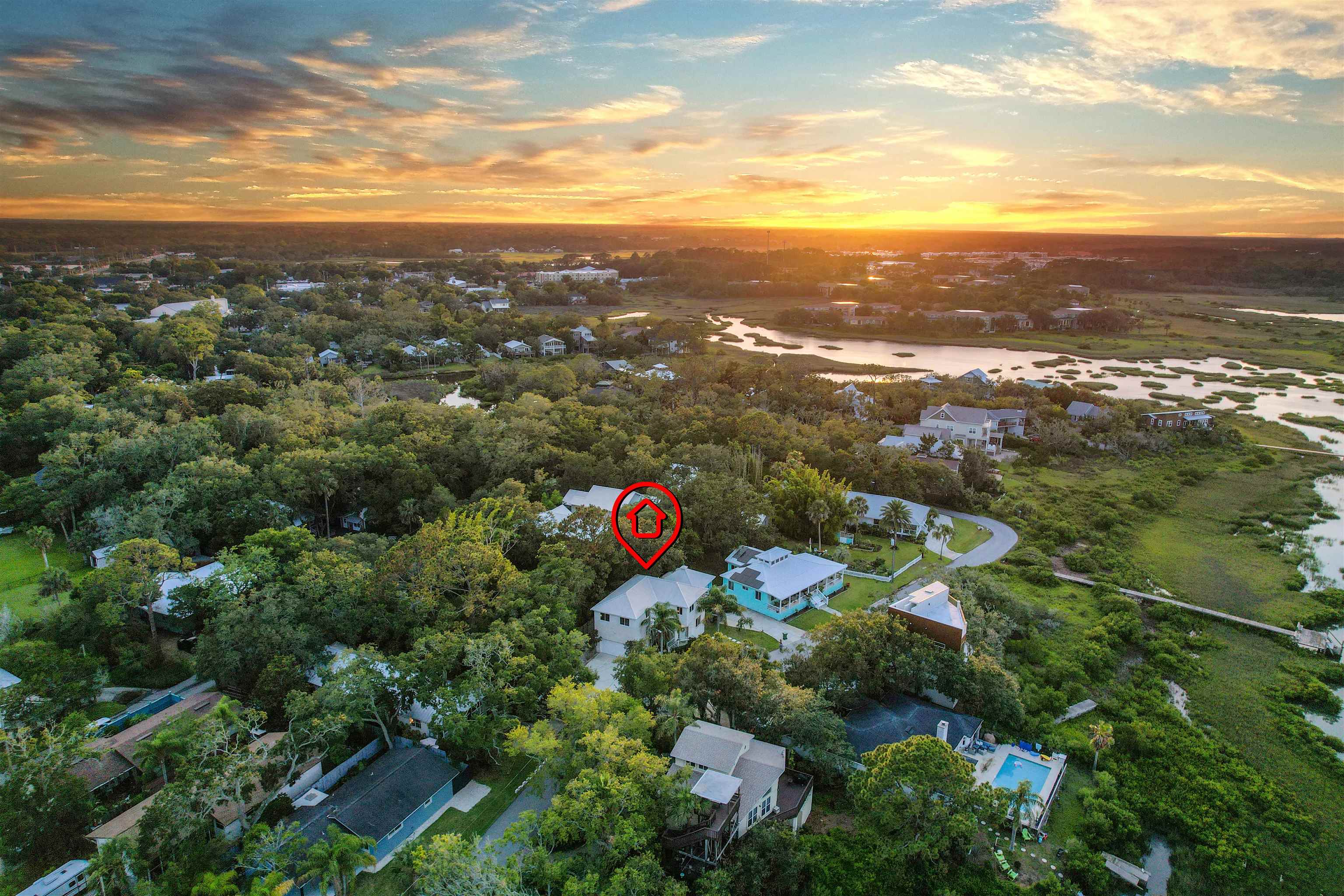 10 Seminole Dr