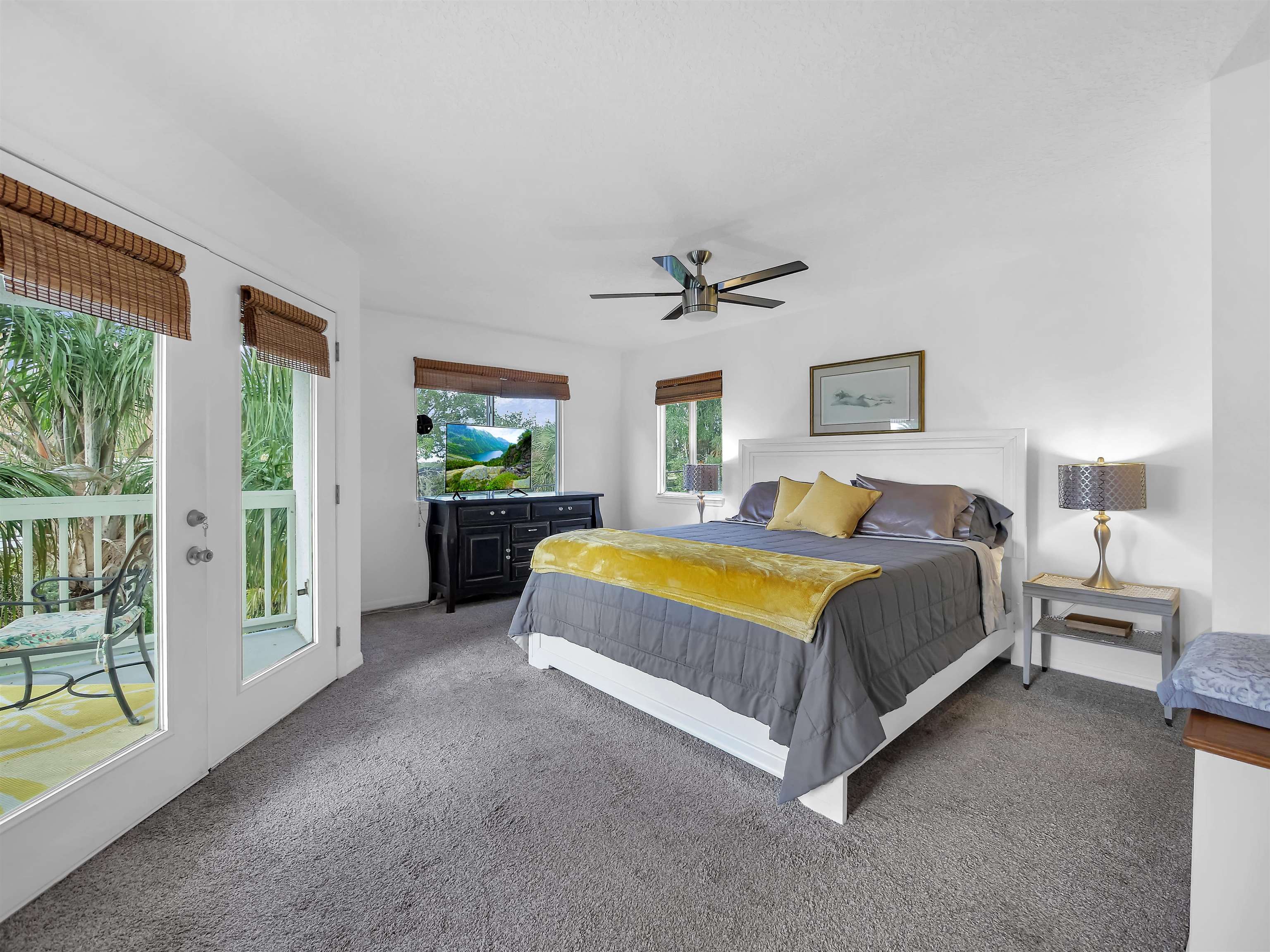 10 Seminole Dr