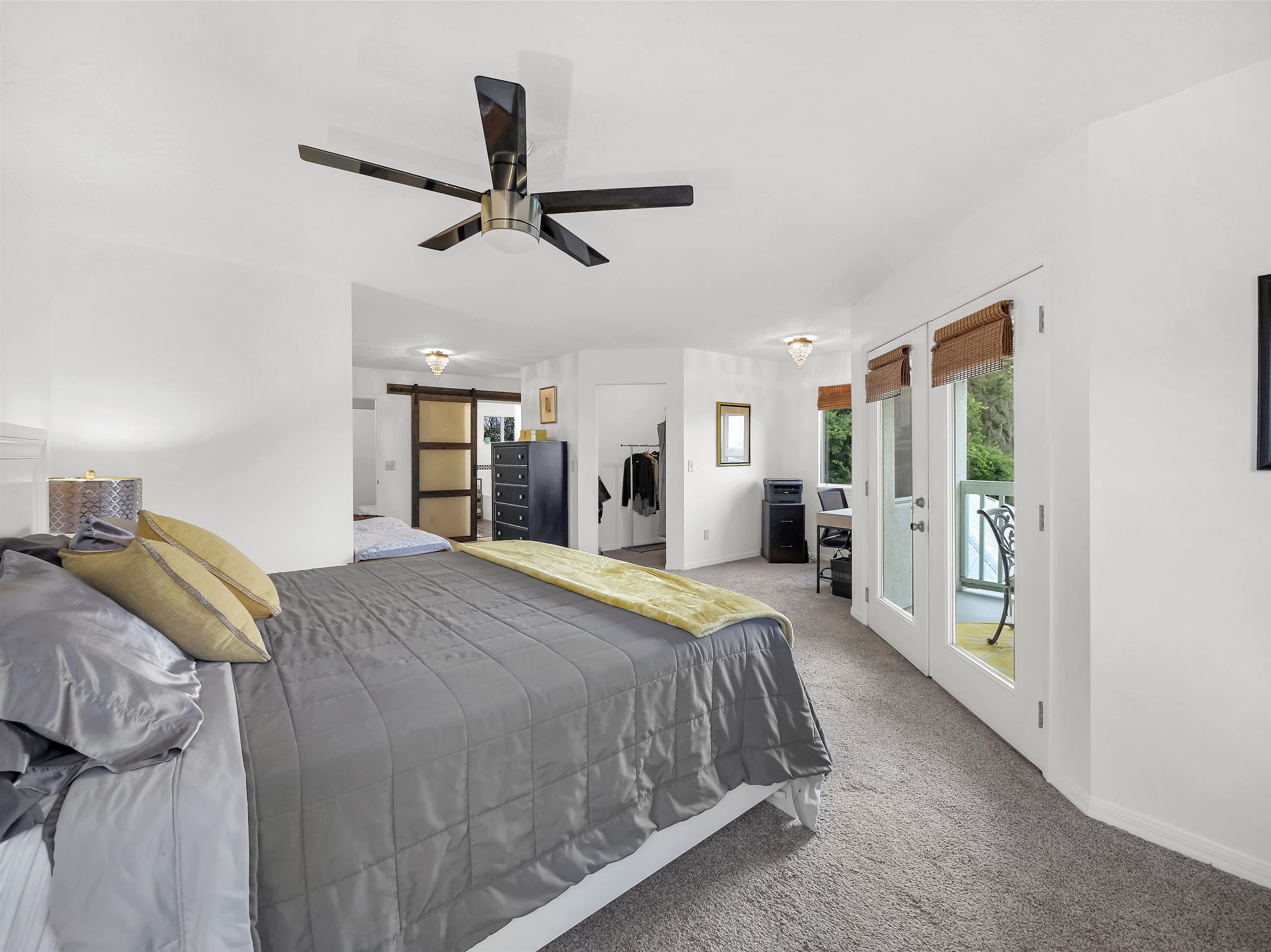 10 Seminole Dr