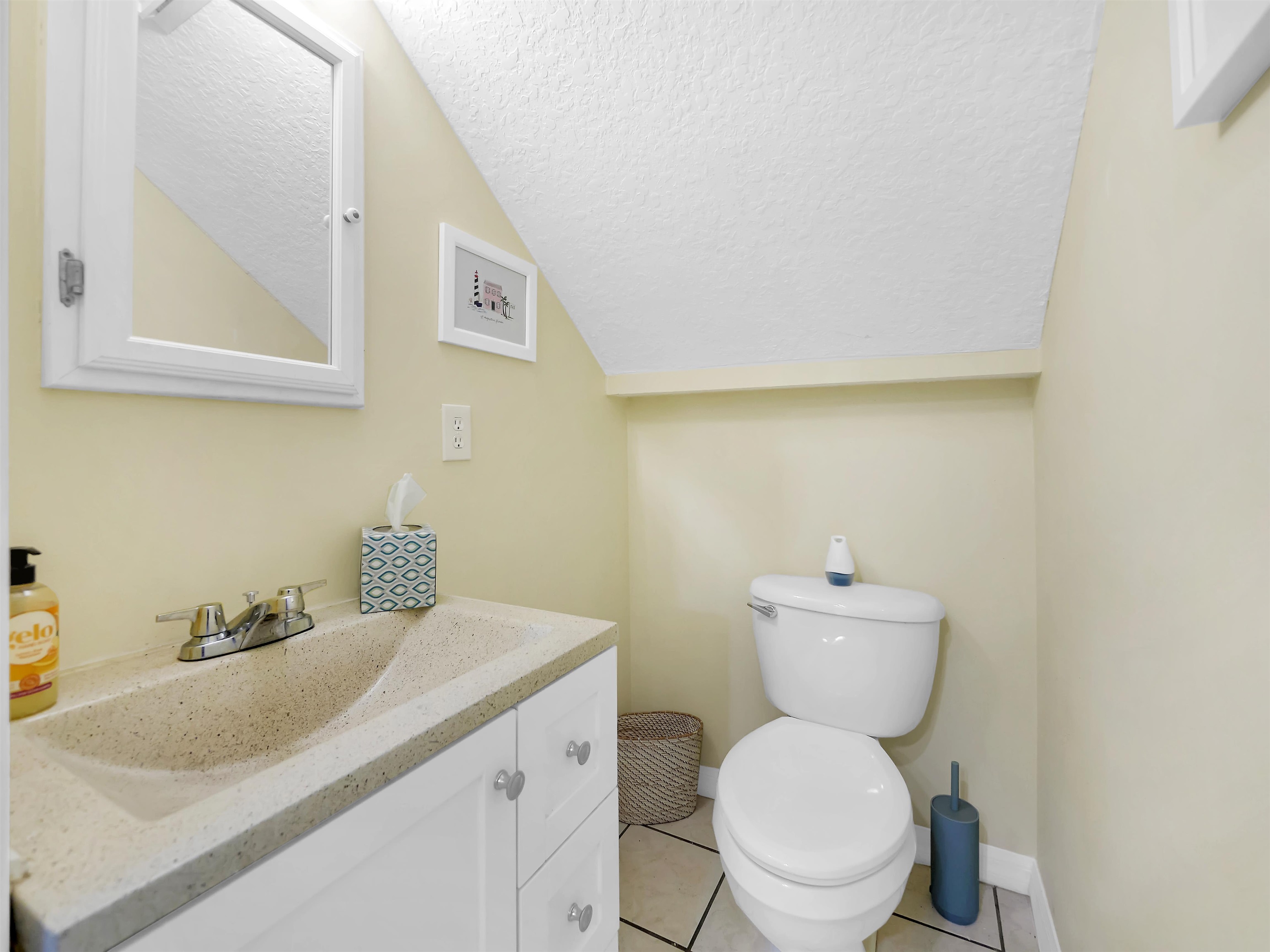 10 Seminole Dr