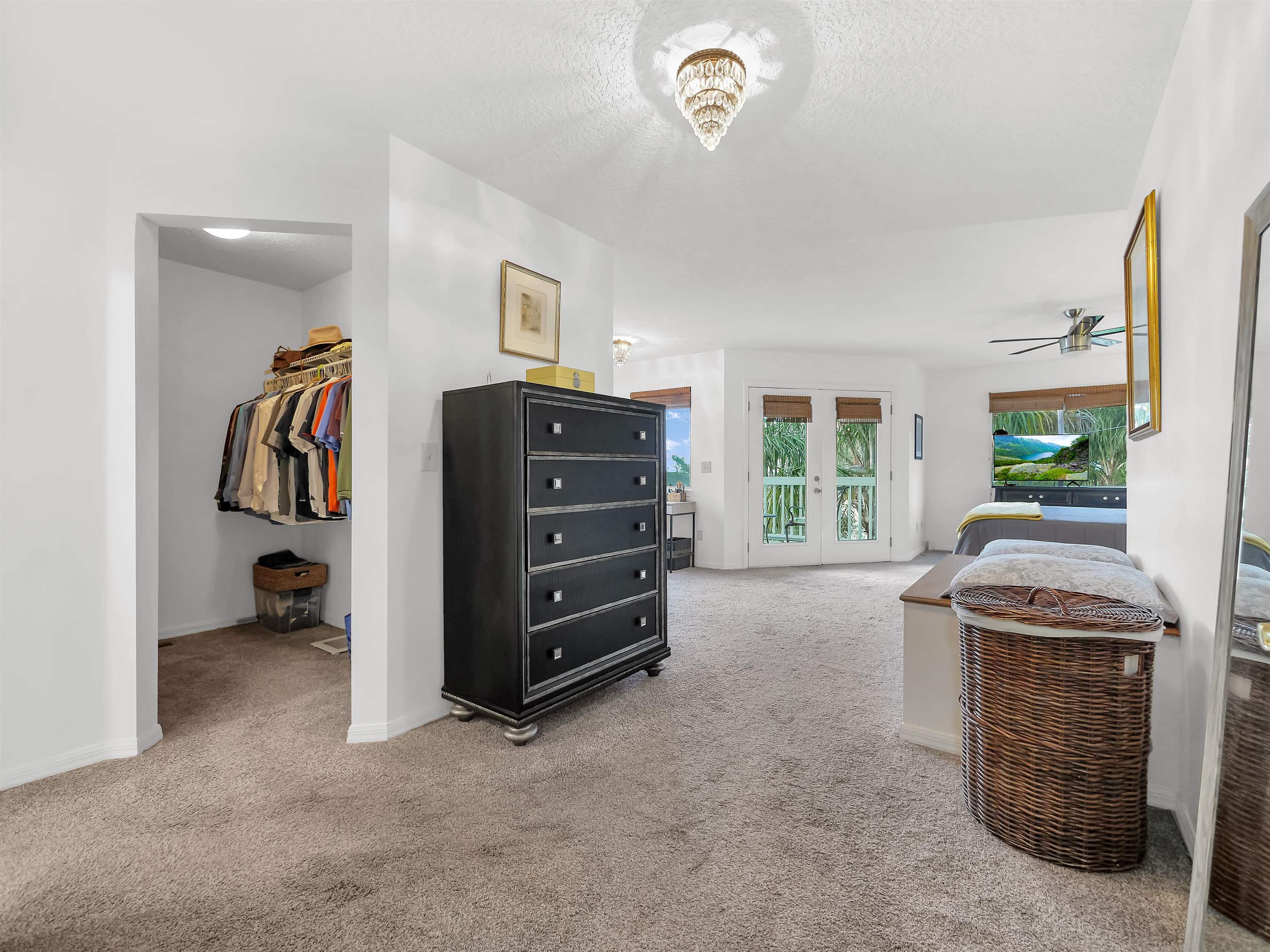 10 Seminole Dr