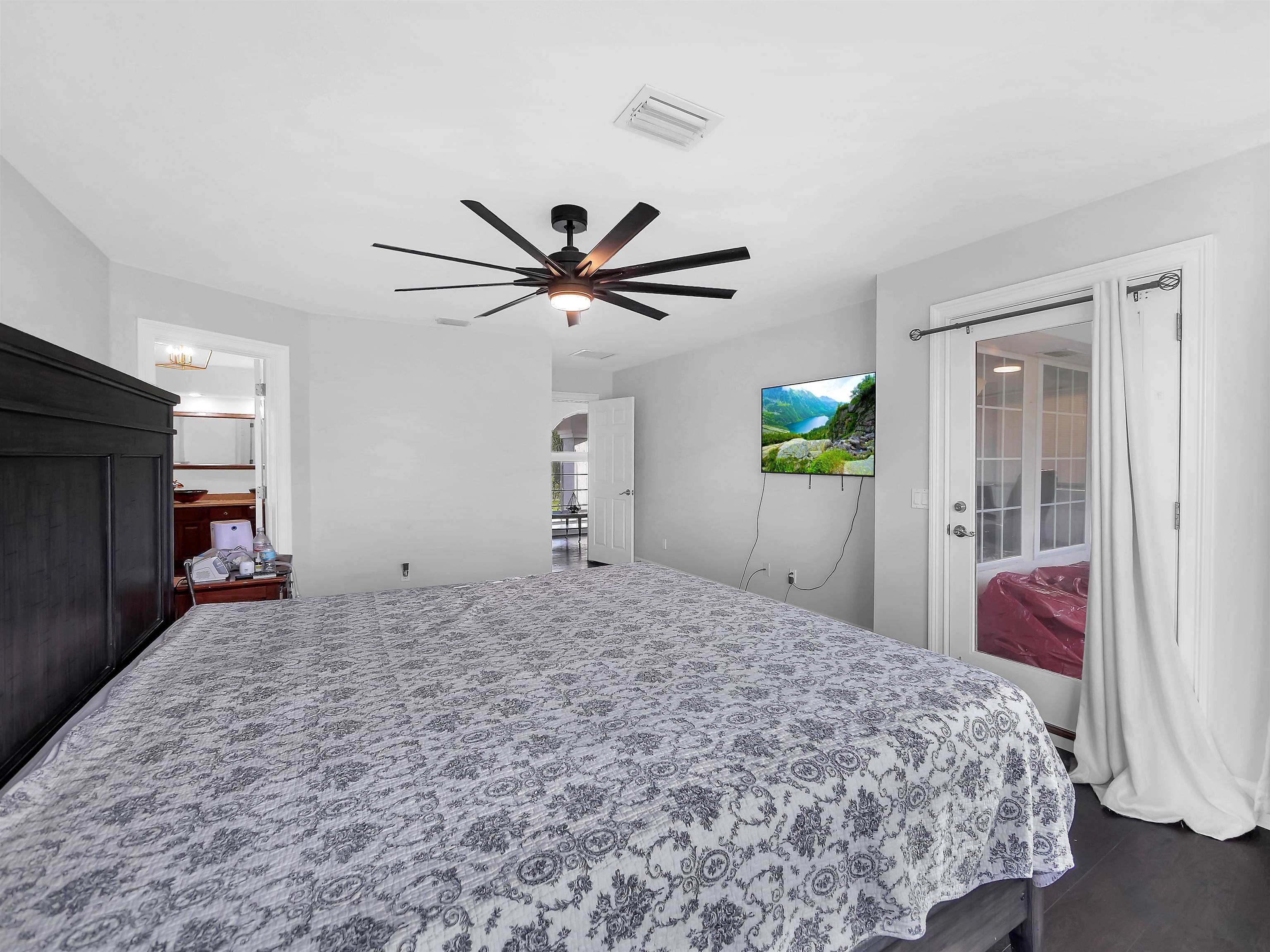 306 Marsh Point Cir